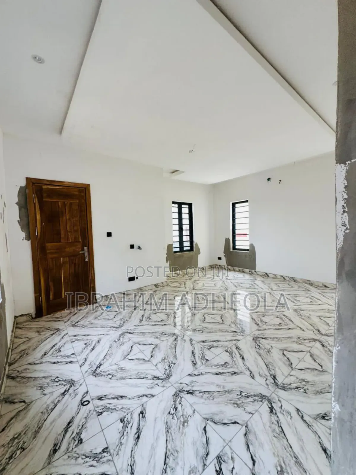 5bdrm Duplex in Ogudu Gra for sale
