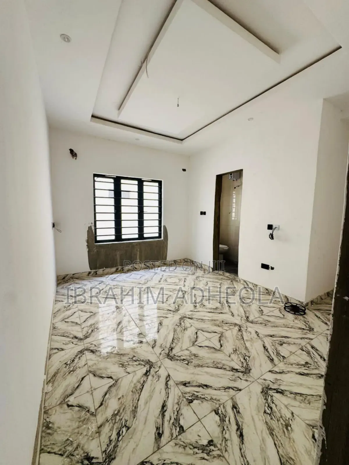 5bdrm Duplex in Ogudu Gra for sale