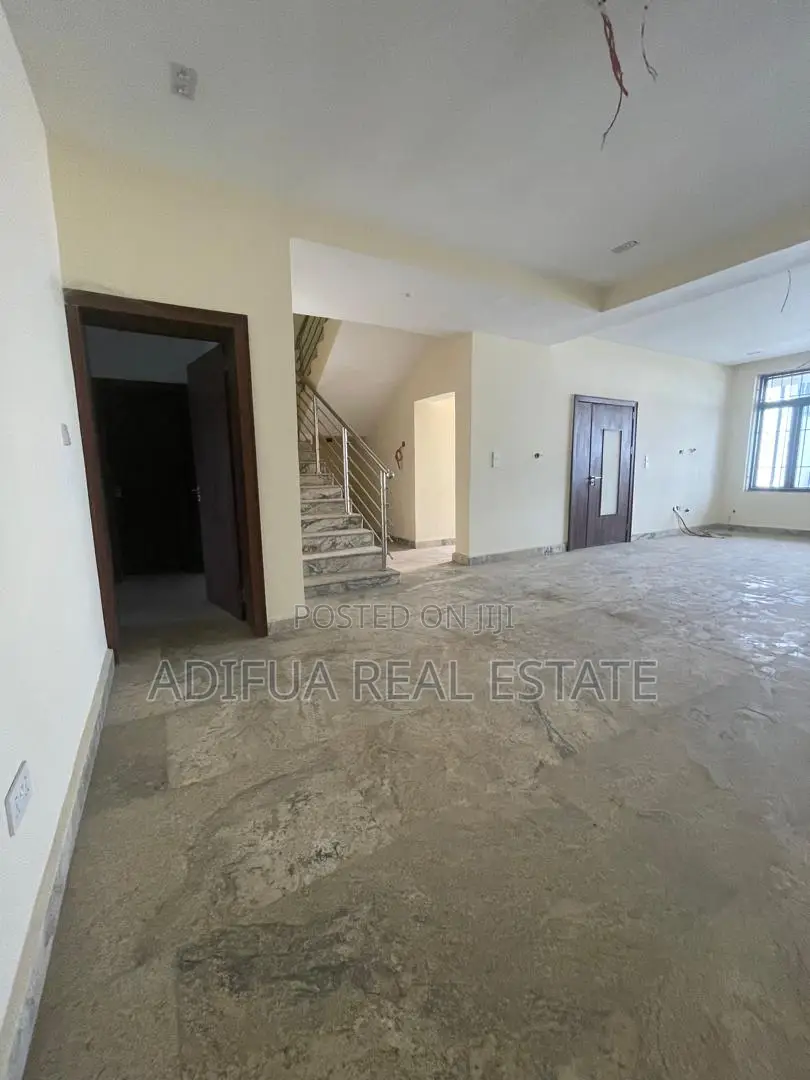 Smart 5-Bedroom Semi-Detached Duplex + B.Q