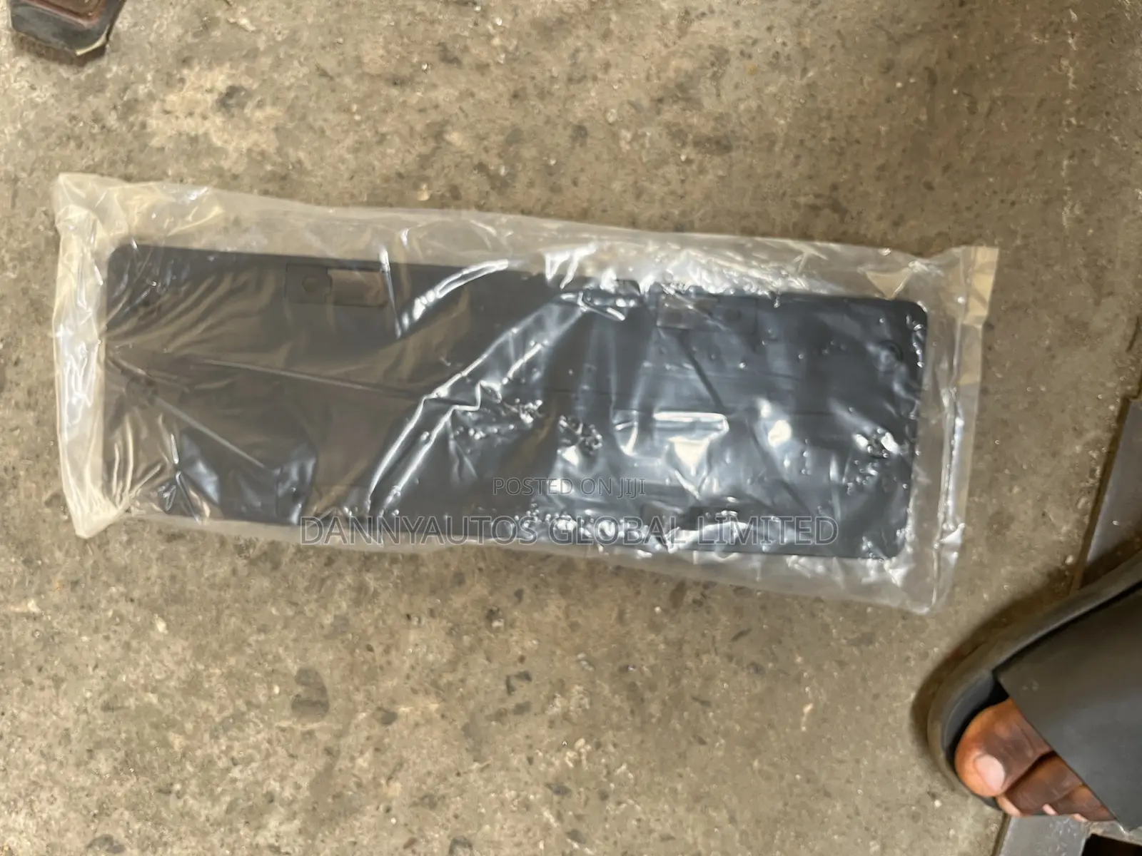 Plate Number Sitting for Gle350,Ml350,Glc300,Glk350,C300,E350,Gla250