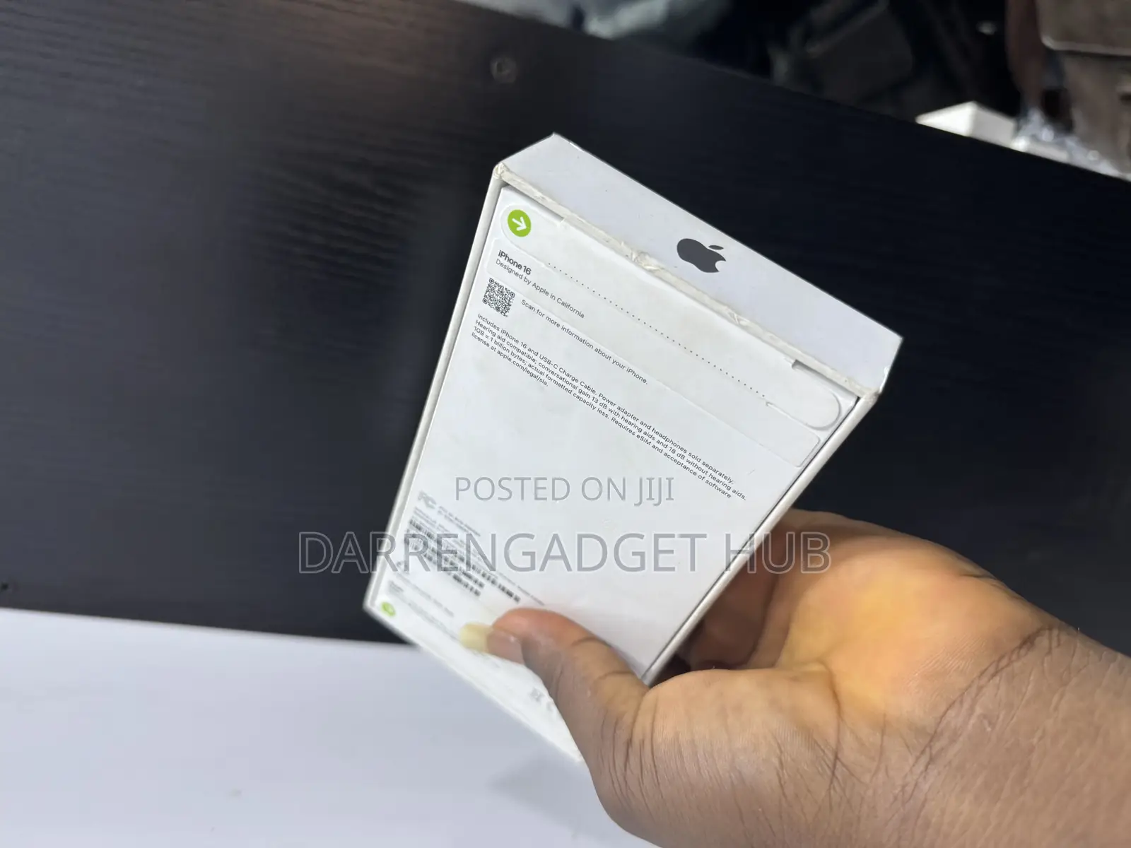 New Apple iPhone 16 256 GB Black