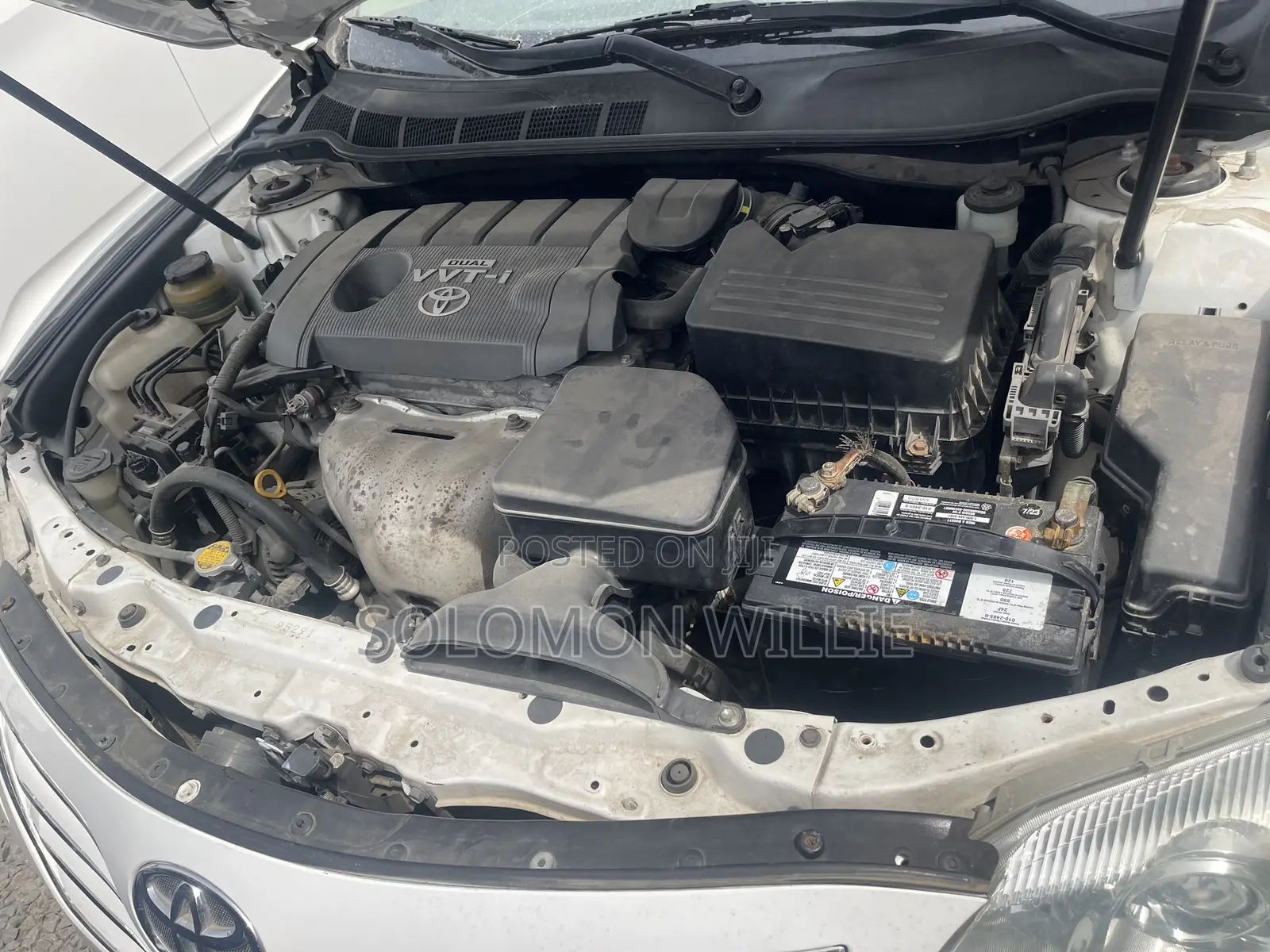Toyota Camry Base 4dr Sedan (2.5L 4cyl 6M) 2010 White