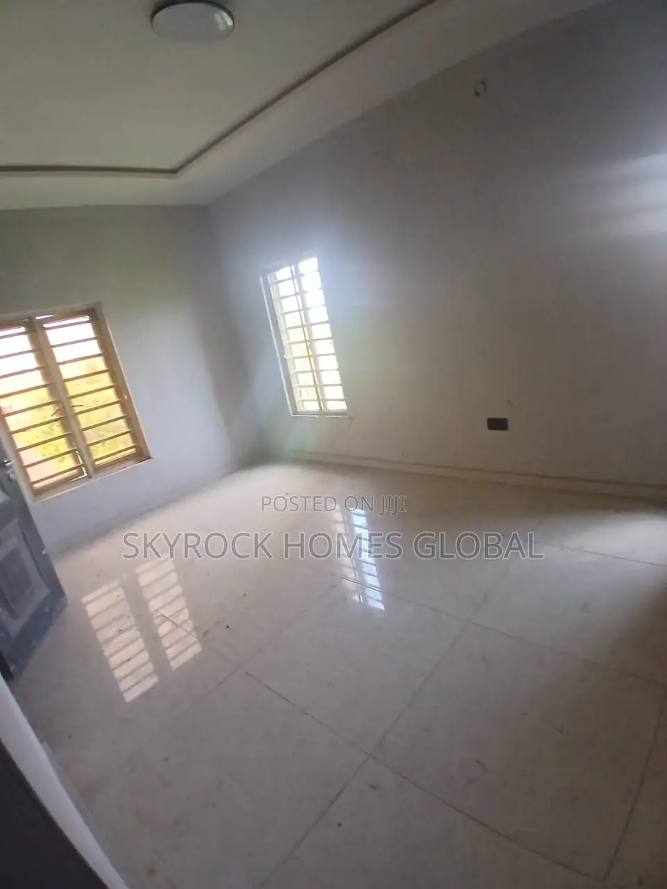 3bdrm Block of Flats in Sangotedo for rent