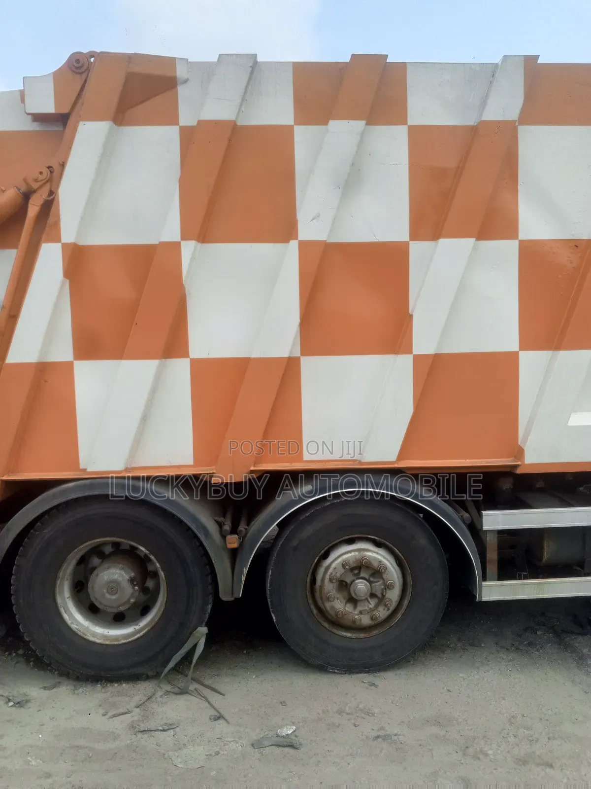 Man Diesel Compactor Truck