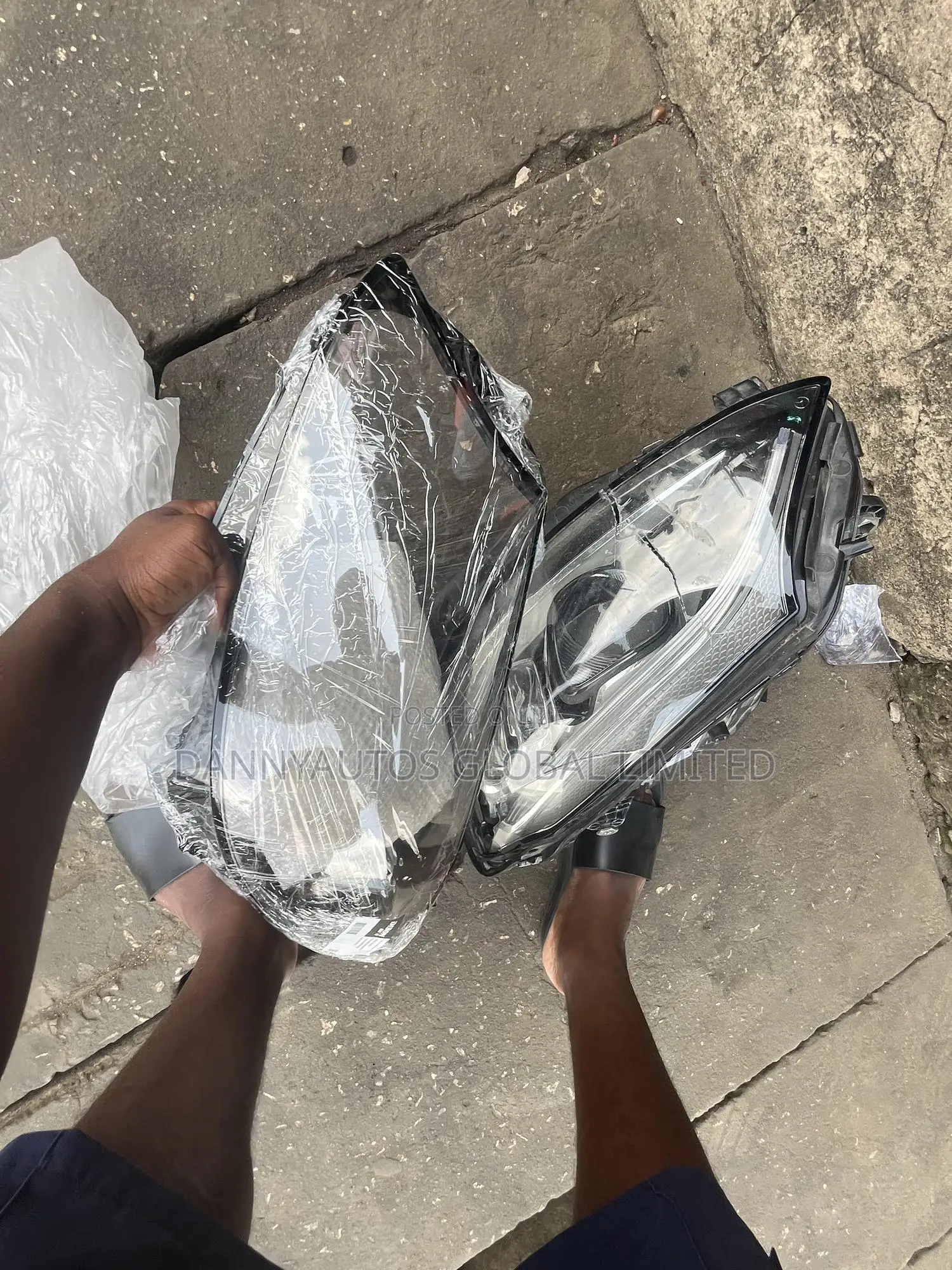 Headlamp Cover for C300 , E300 ,E400 , Cla 250,Glk 350 , GLC 300