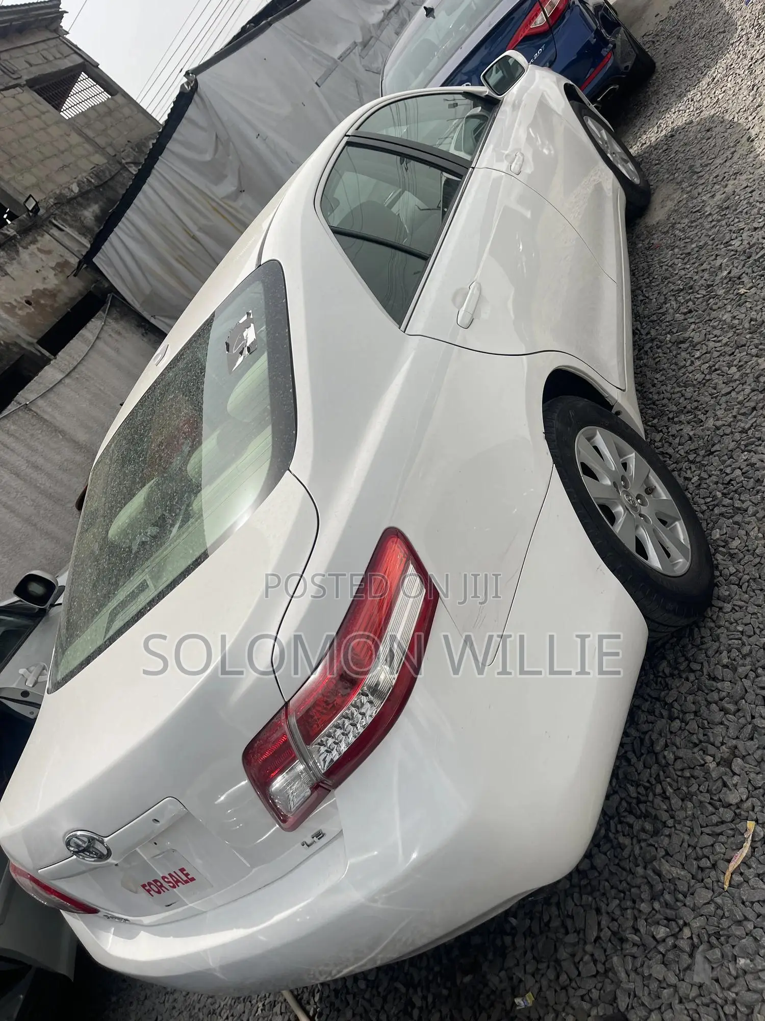 Toyota Camry Base 4dr Sedan (2.5L 4cyl 6M) 2010 White