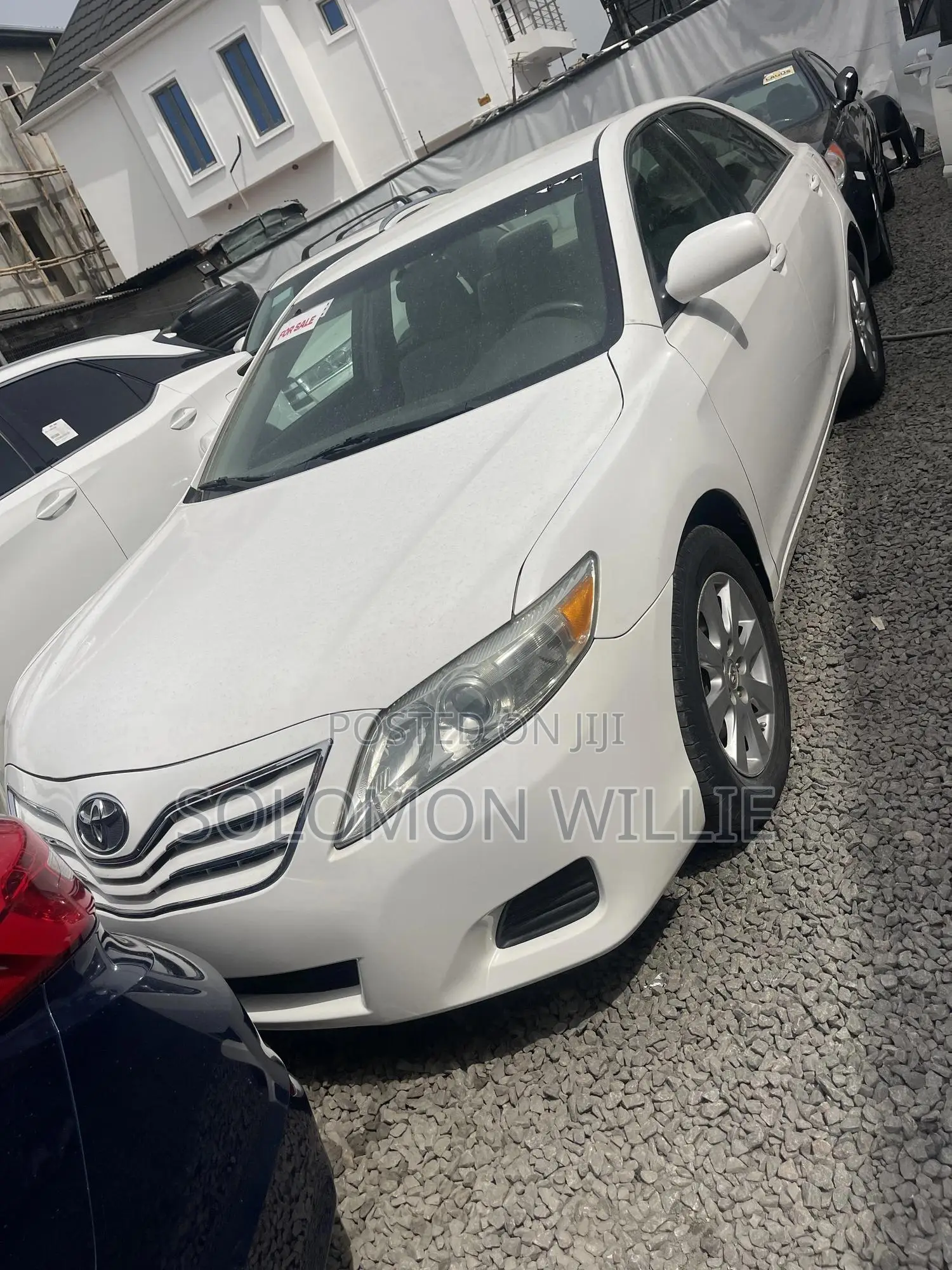 Toyota Camry Base 4dr Sedan (2.5L 4cyl 6M) 2010 White