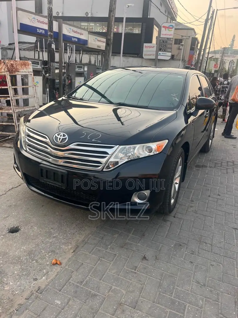 Toyota Venza V6 2011 Gray
