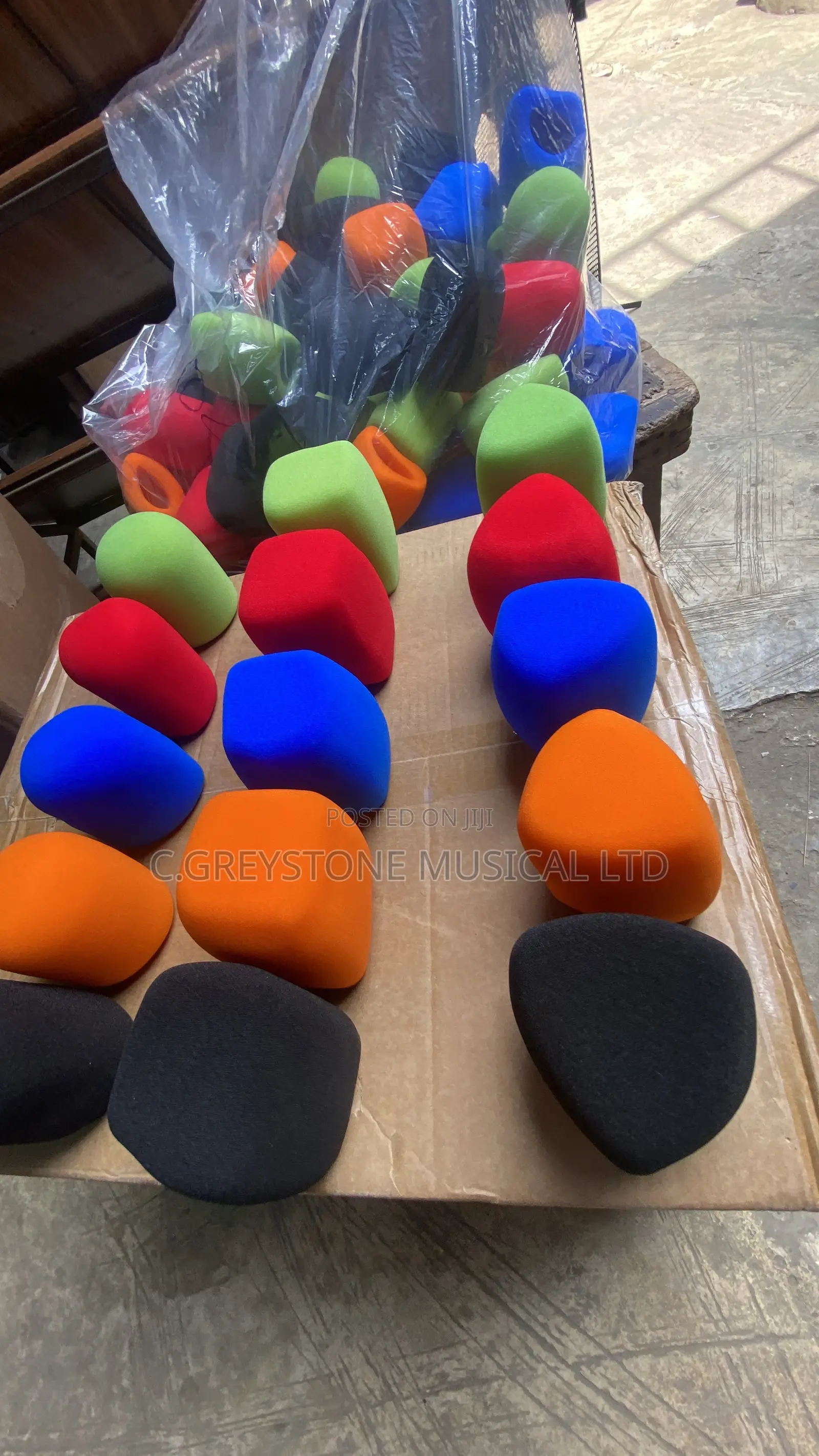Big Original Studio Mic Cover