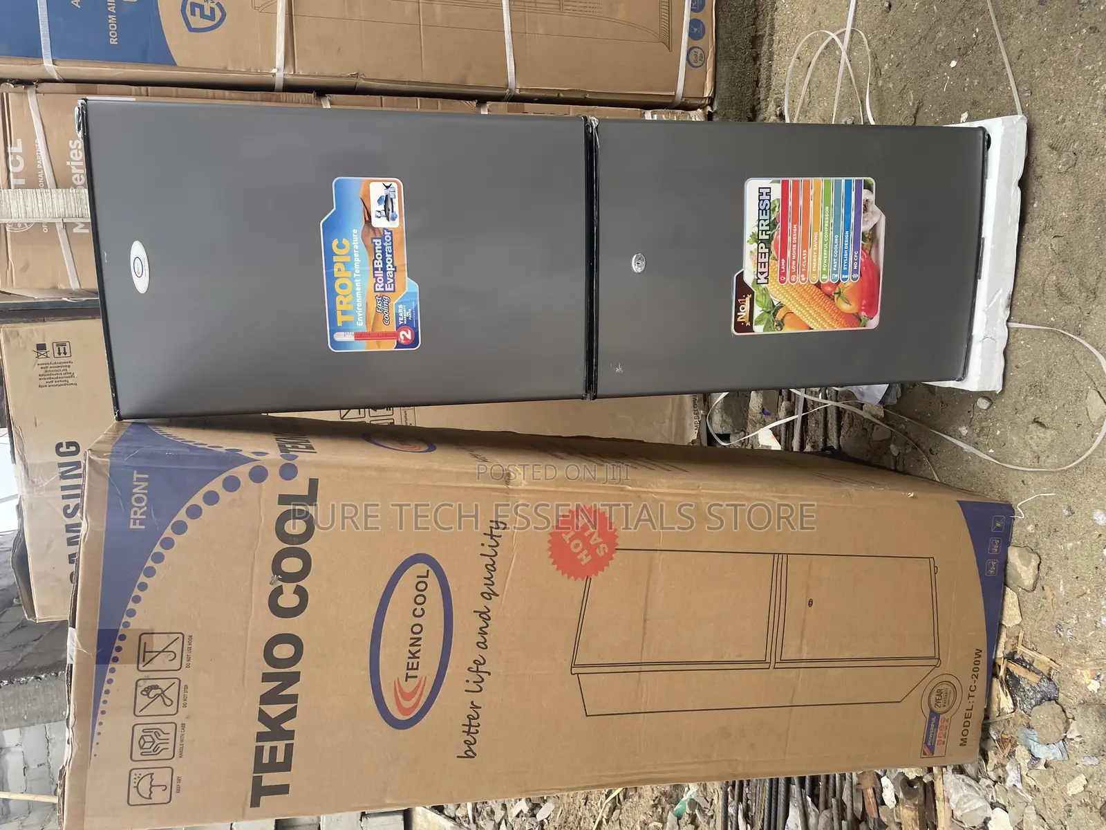 Original Teknocool Bottom Freezer Refrigerator 250liters