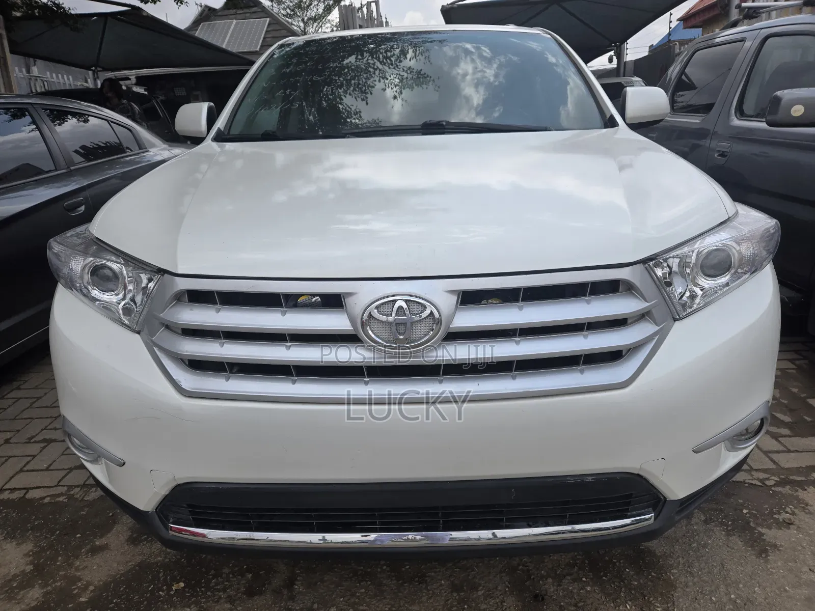 Toyota Highlander Limited 3.5l 4WD 2013 White