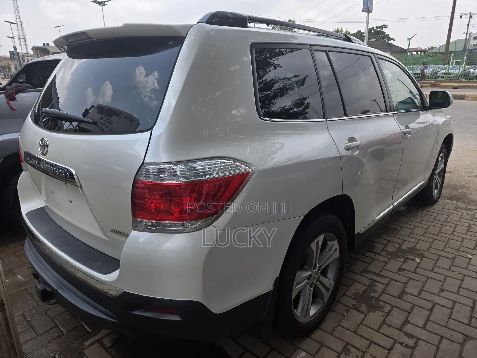Toyota Highlander Limited 3.5l 4WD 2013 White