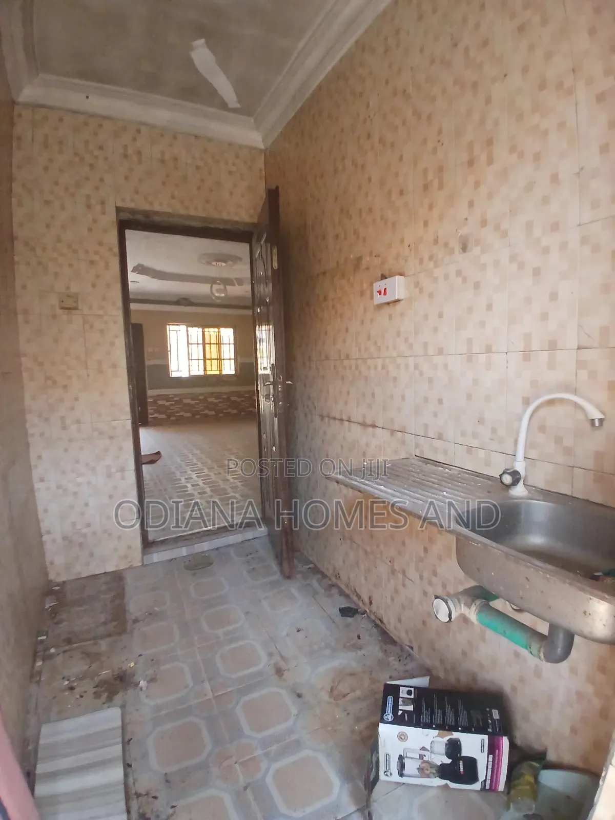 3bdrm Bungalow in Elebu, Off Akala, Ibadan for sale