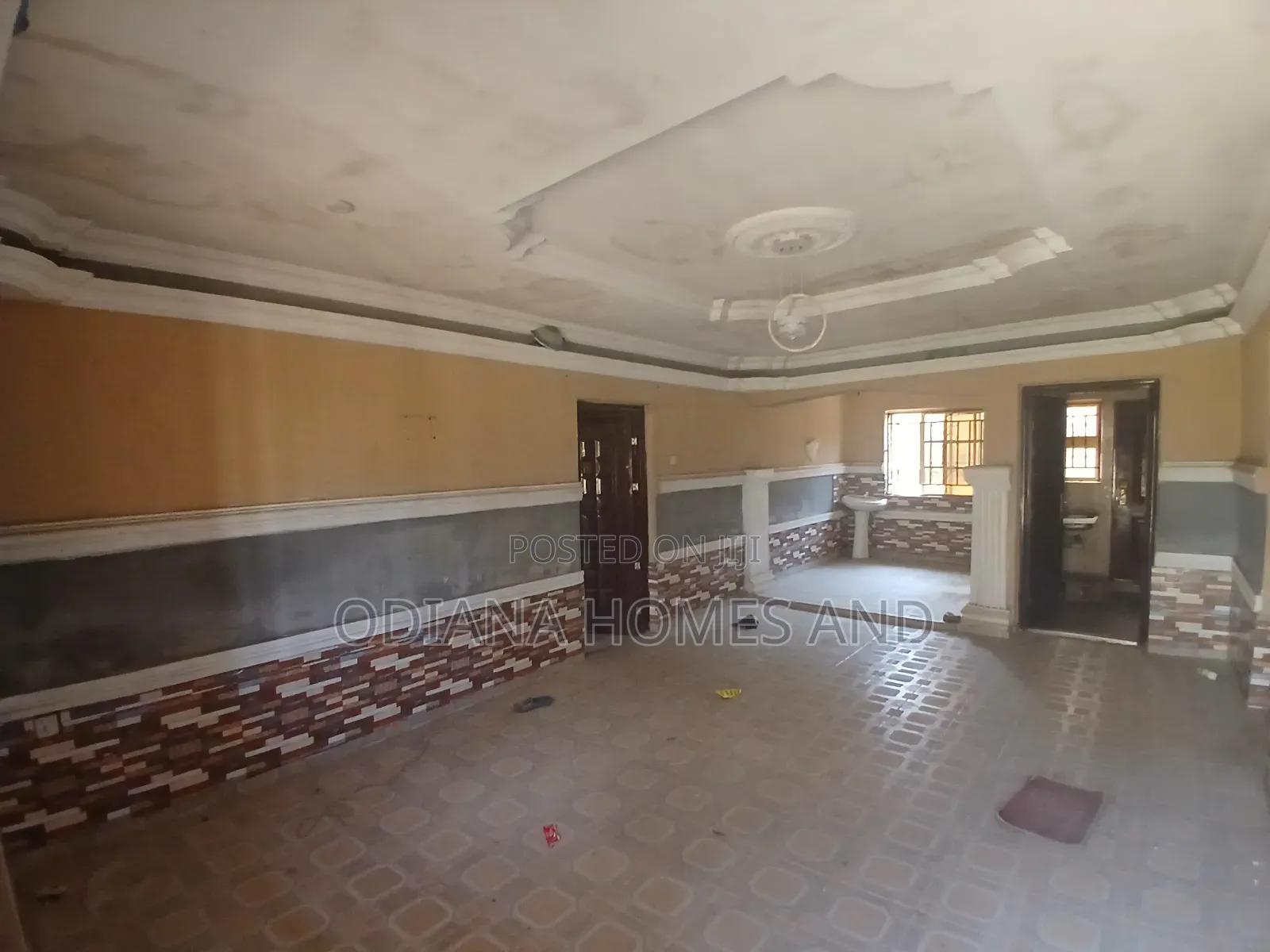 3bdrm Bungalow in Elebu, Off Akala, Ibadan for sale