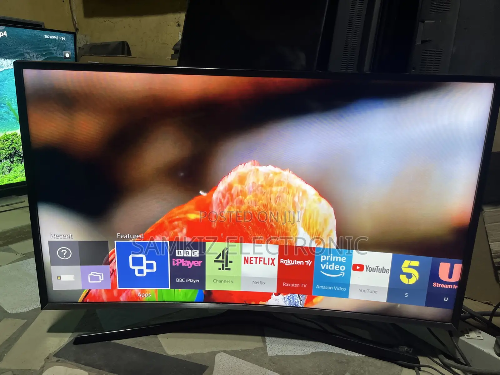 Samsung 43 Inch Curved Full Smart Tv - View Bend Reality