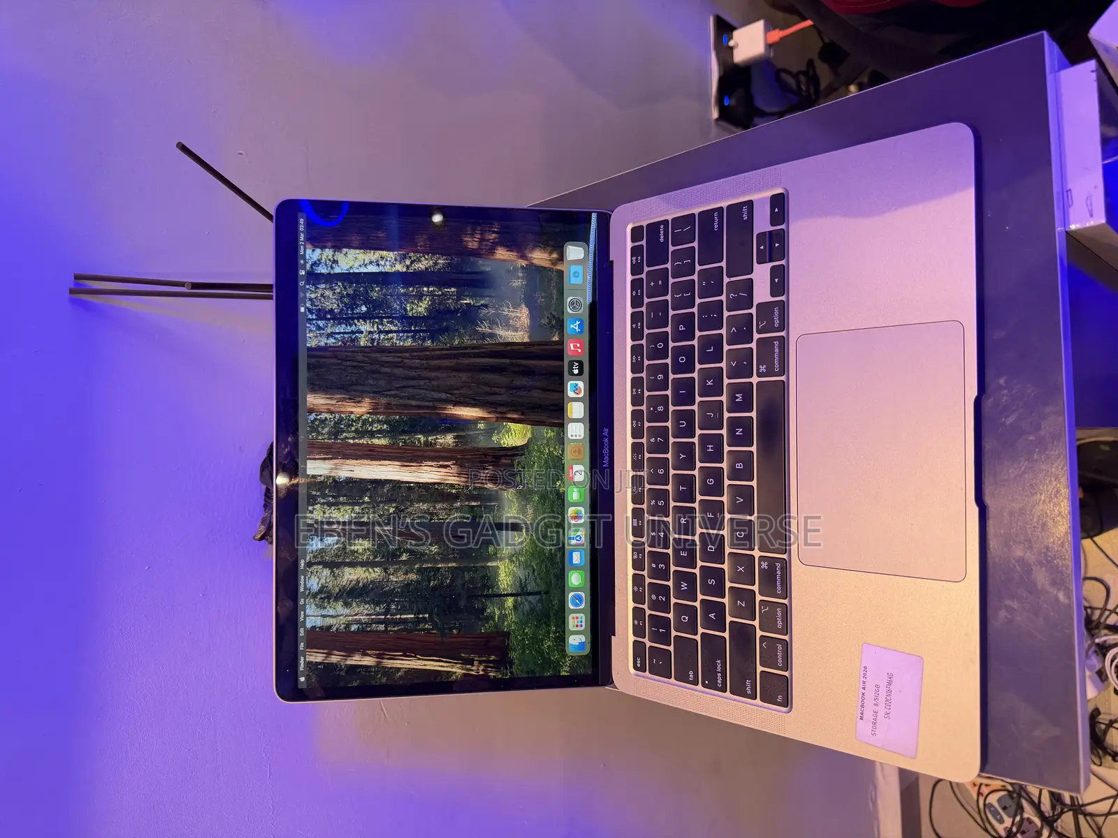 Laptop Apple MacBook Air 2020 8GB Intel Core i5 SSD 512GB