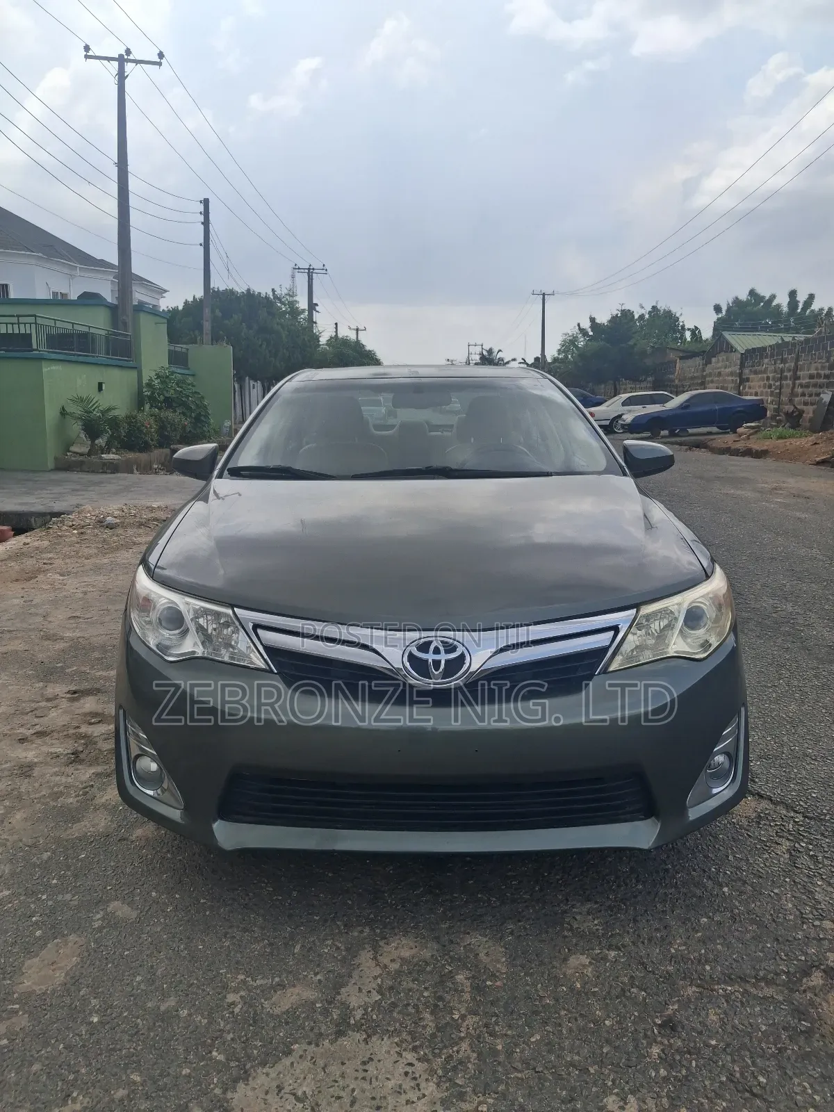Toyota Camry XLE 4dr Sedan (2.5L 4cyl 6A) 2012 Green