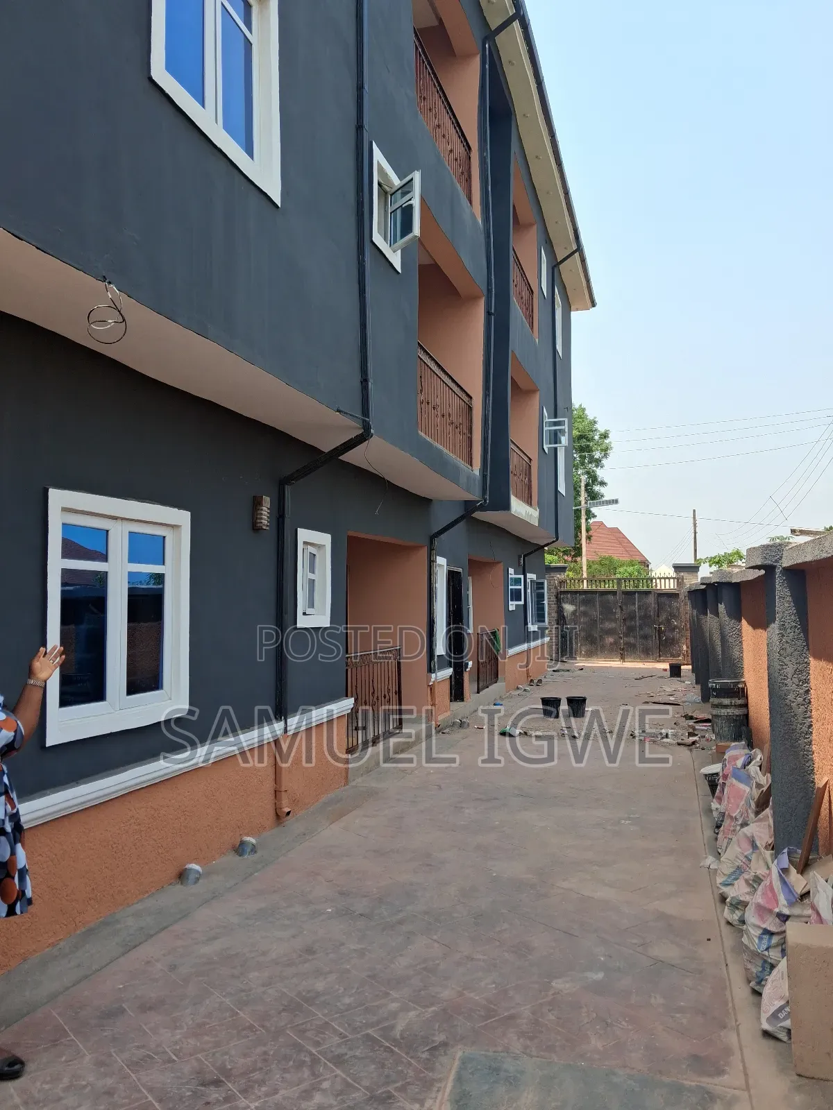 1bdrm Block of Flats in Jubilee Estate, Enugu for rent