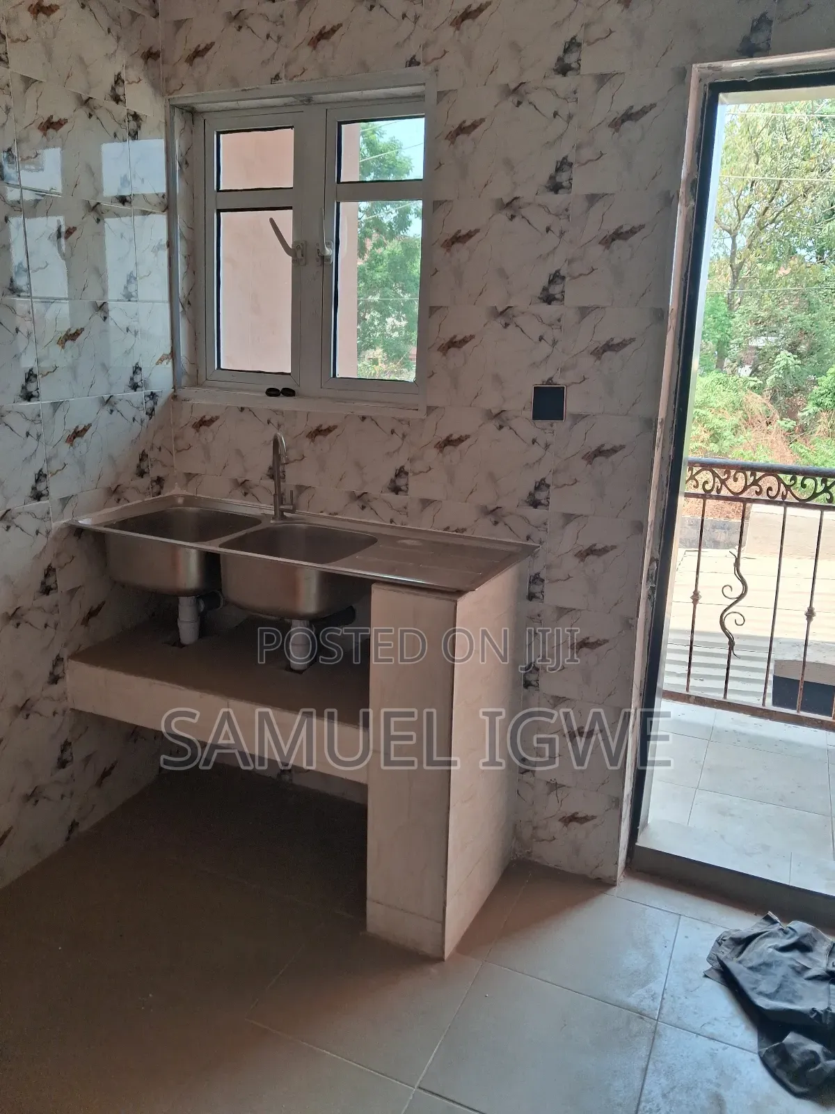 1bdrm Block of Flats in Jubilee Estate, Enugu for rent