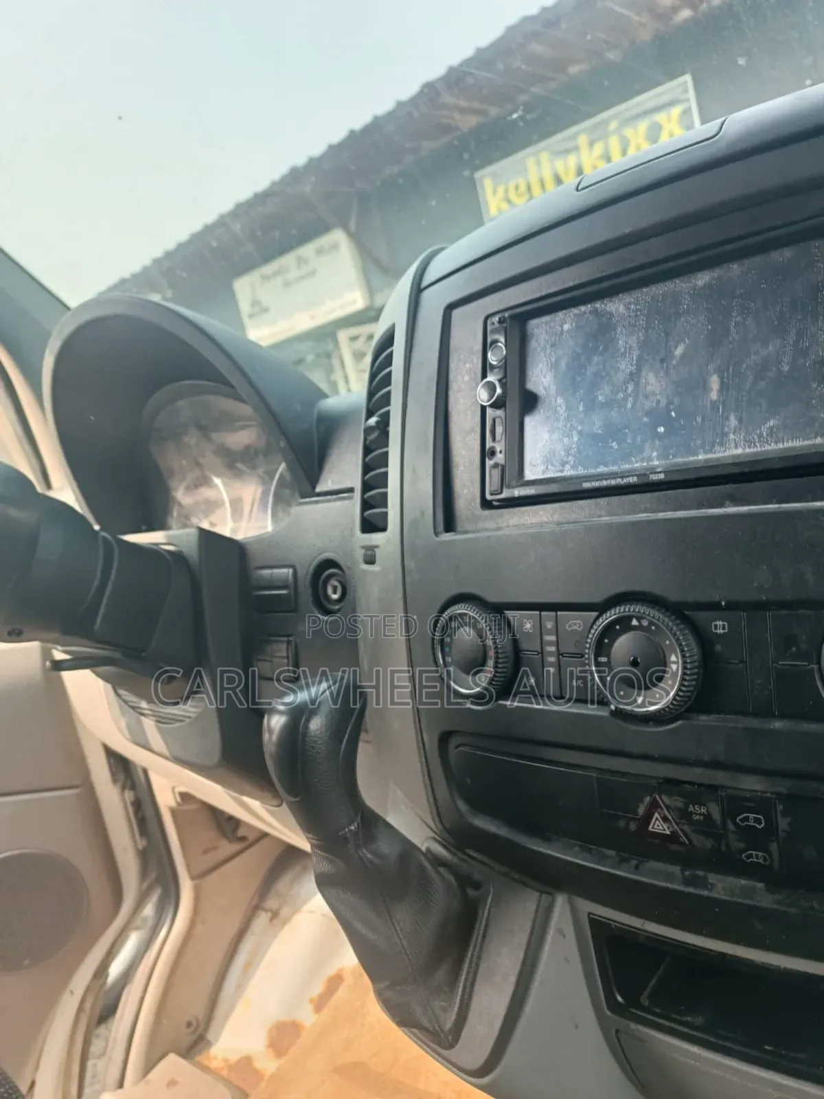Mercedes-Benz Sprinter 2012 Silver