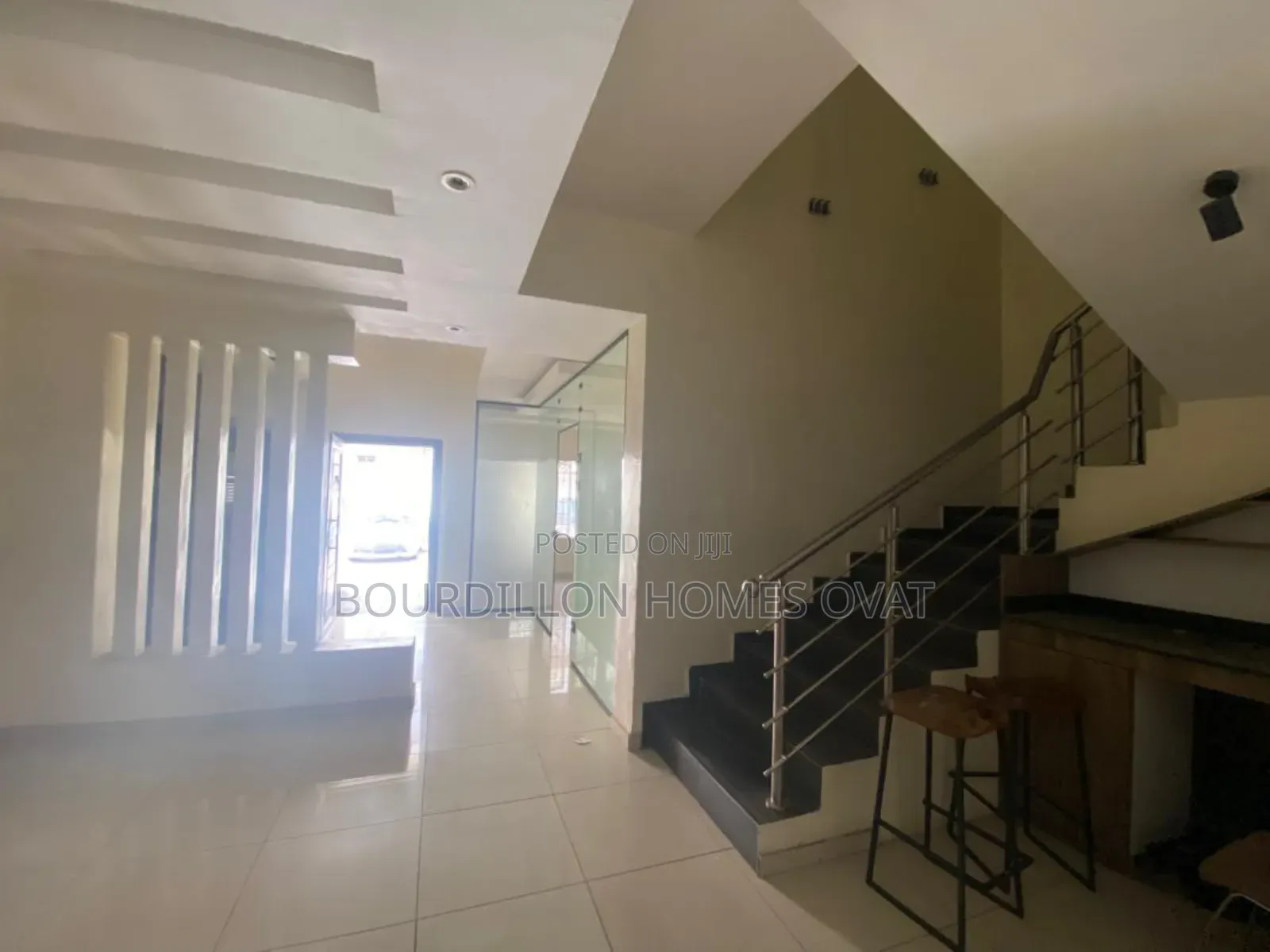4bdrm Duplex in Lekki Phase 1 Lagos for rent