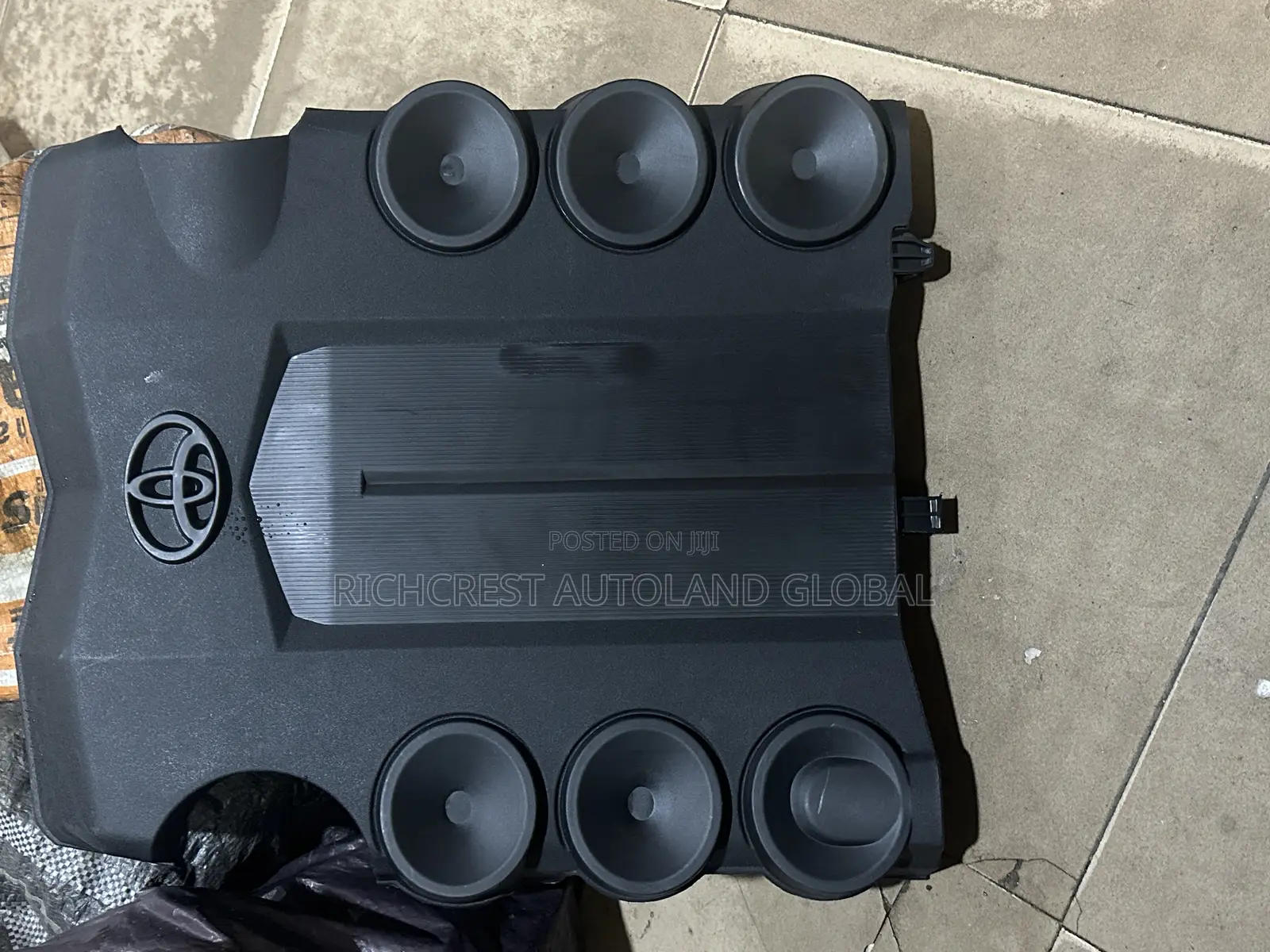 Toyota 4runner 2012 Top Engine Cover 1gr