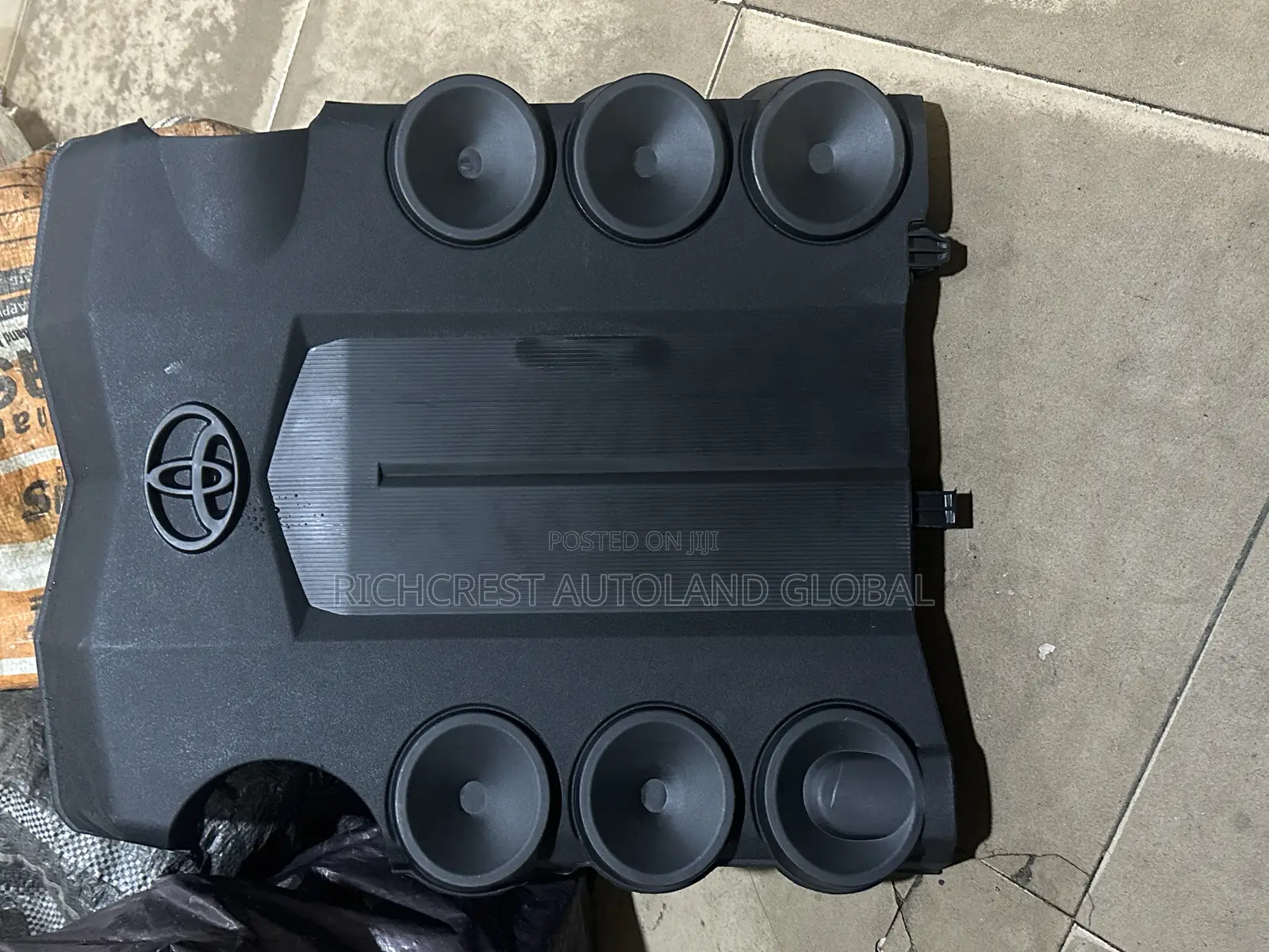 Toyota 4runner 2012 Top Engine Cover 1gr