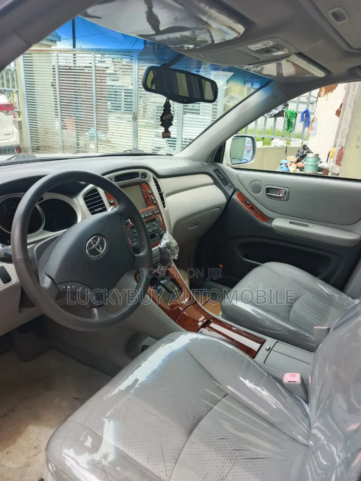Toyota Highlander 2025 Silver