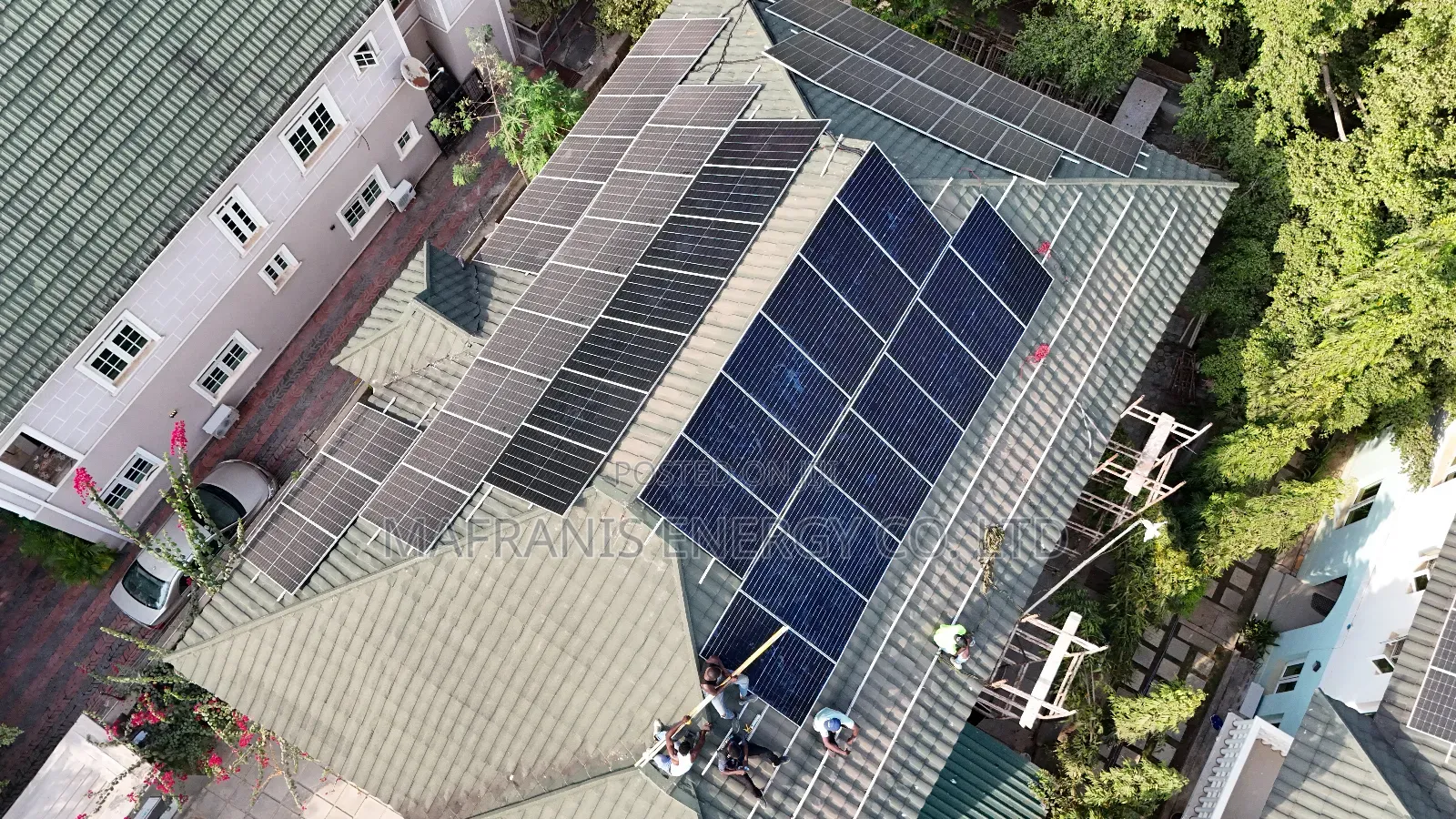 Jinko 530watt Bifacial Solar Panel