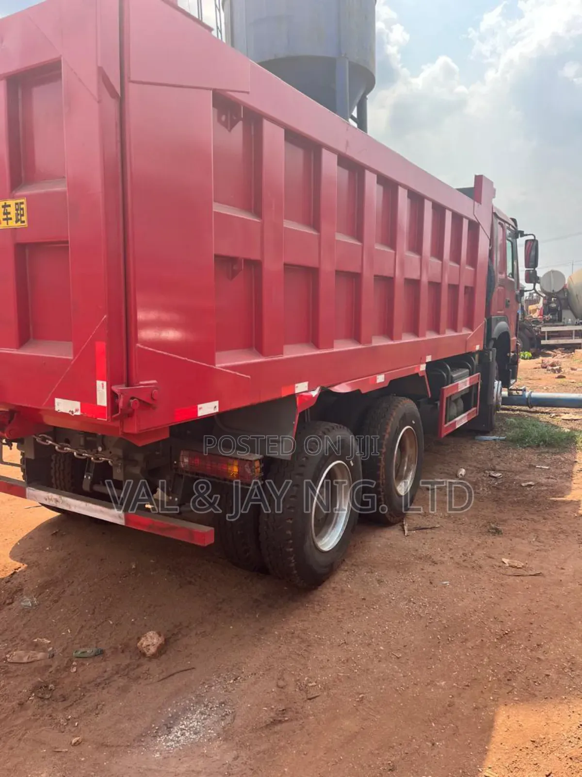 Howo 10 Tyres Tipper Truck - Brand New
