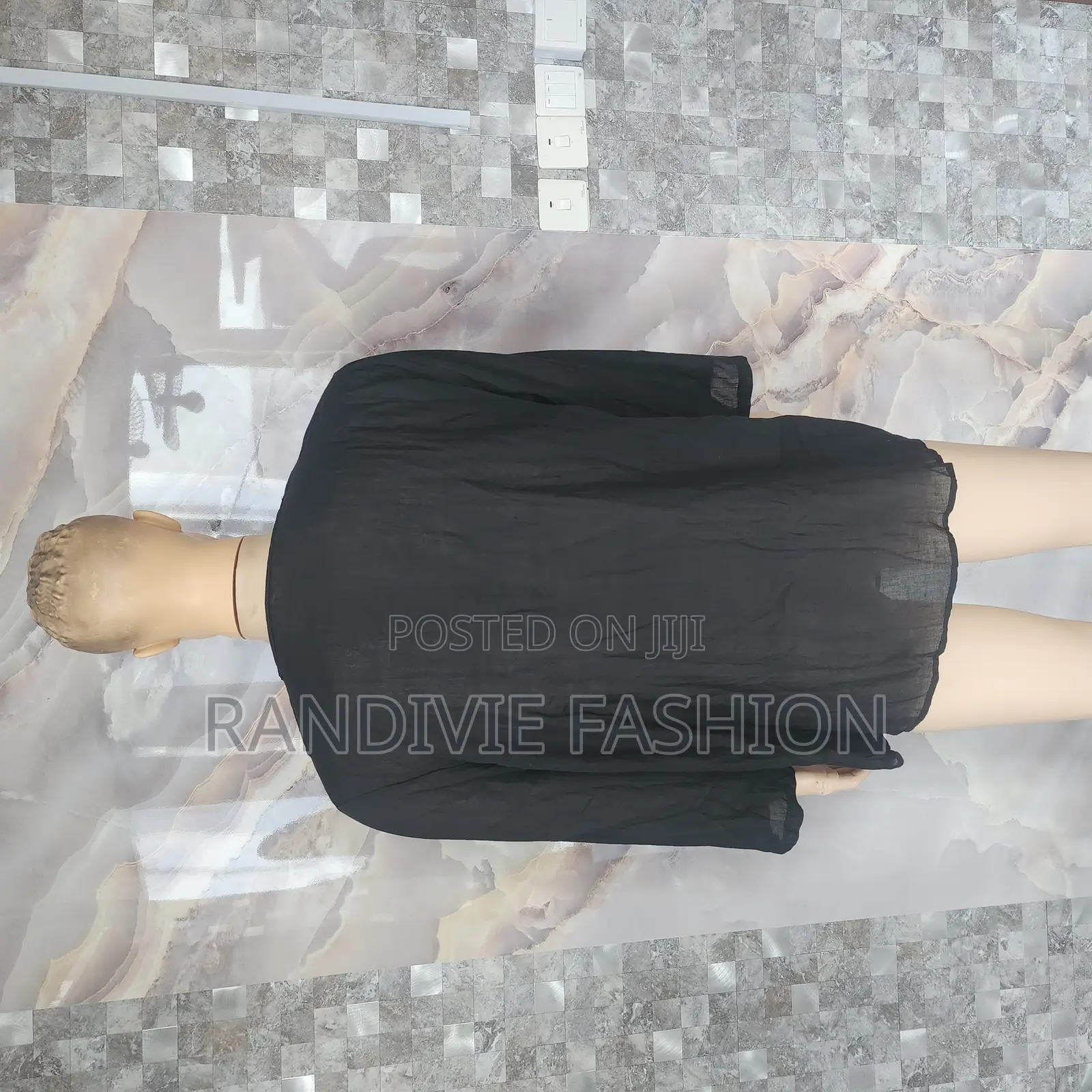 Loose Shirt [Black]