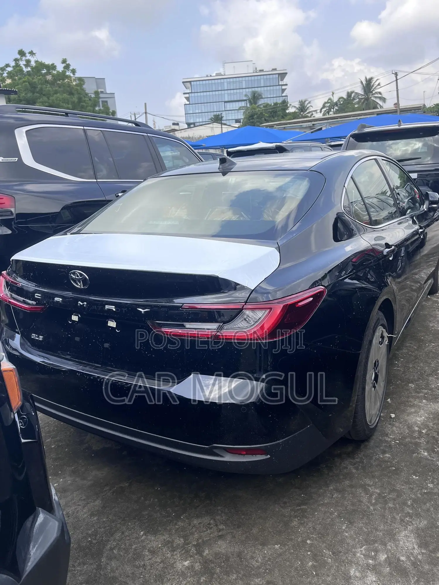 New Toyota Camry XLE 2025 Black