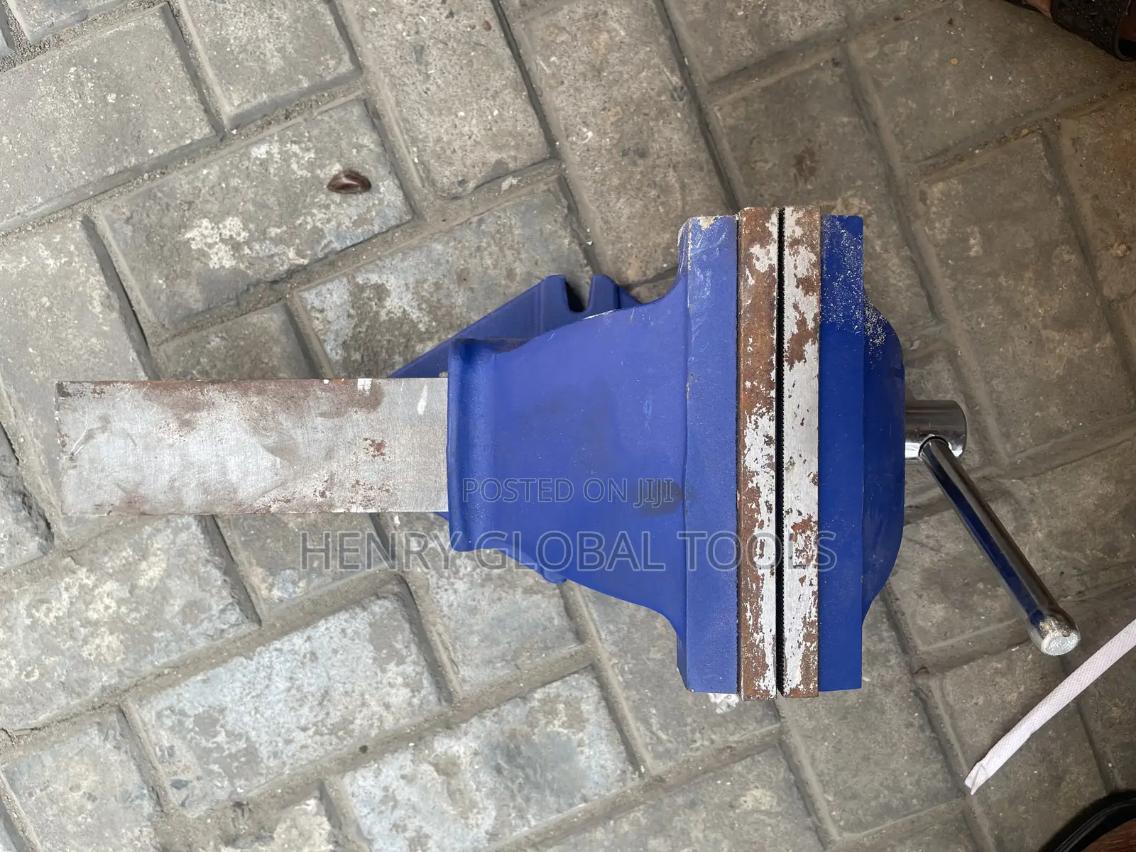 8” Record Heavy Duty Bench Vice