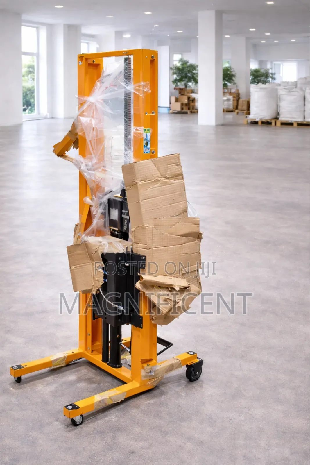 Heavy-Duty Manual Hydraulic Stacker – Industrial Warehouse Lifting Mac