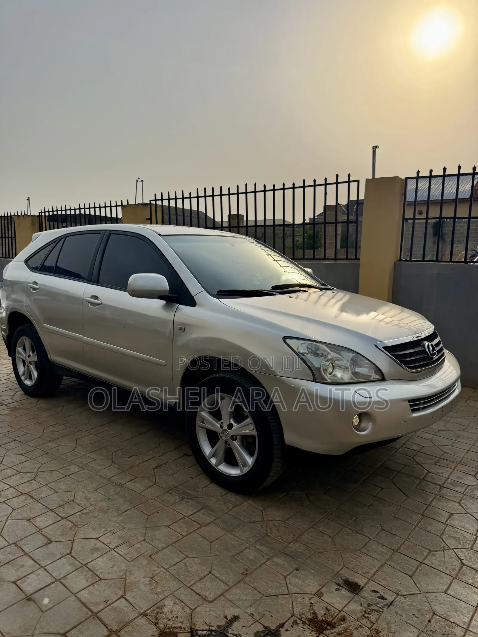 Lexus RX 330 2006 Gold