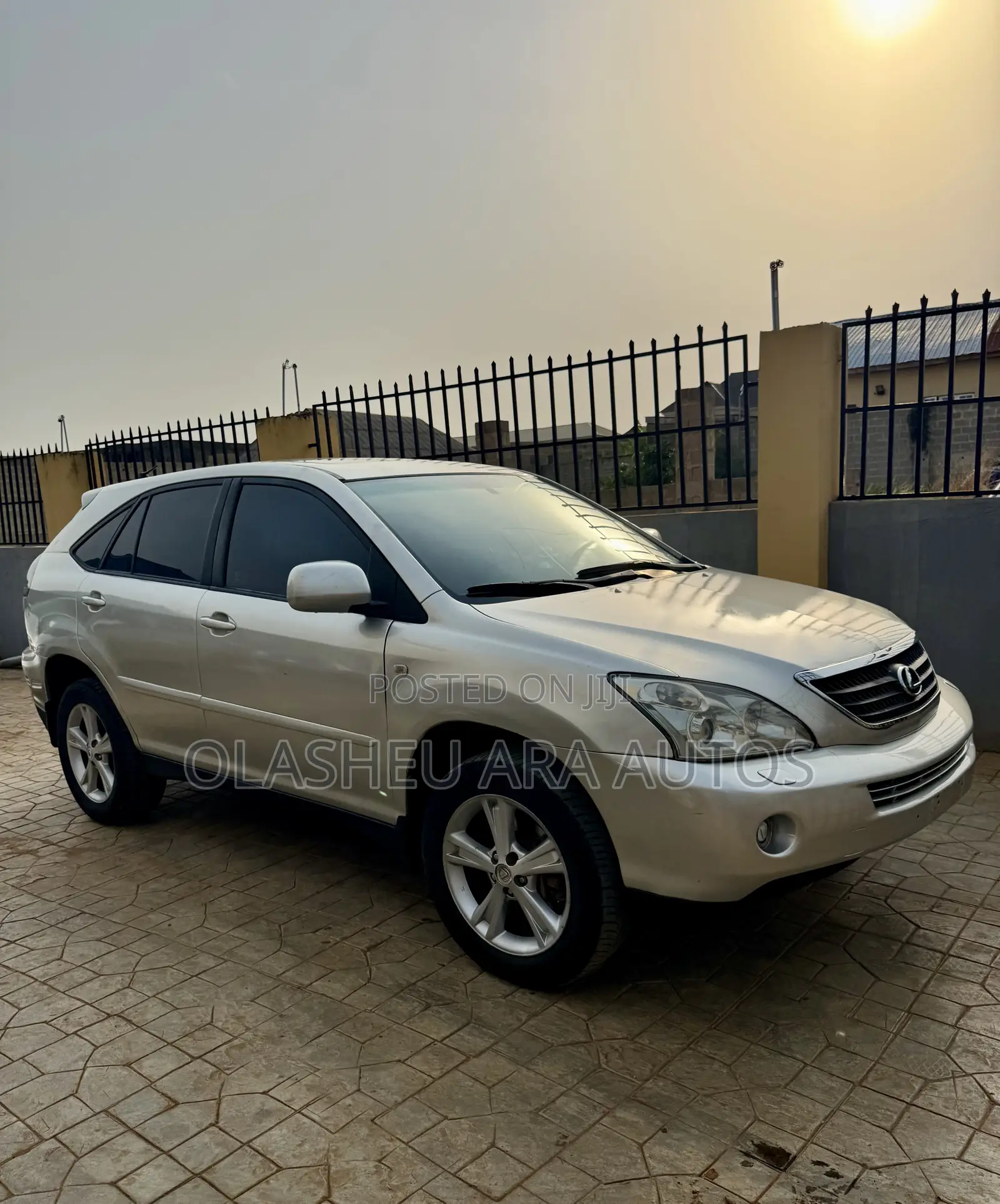Lexus RX 330 2006 Gold