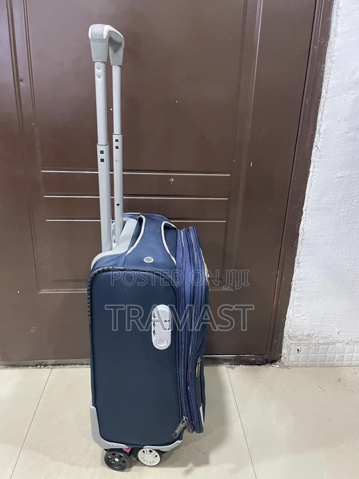 Leader Polo 16” Carry-on Luggage