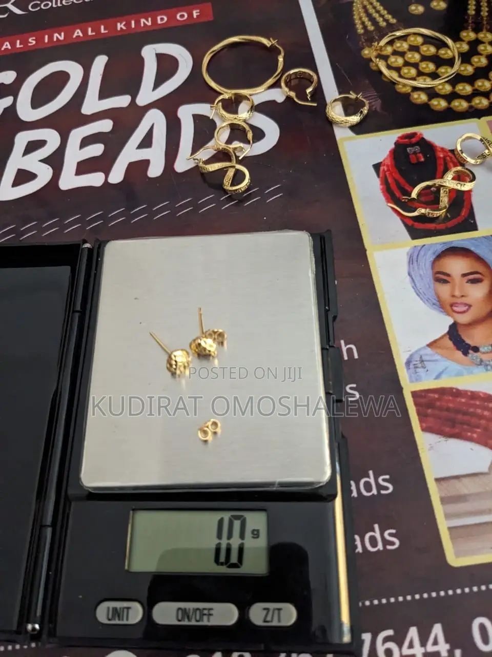 Pure Gold Stud Earrings