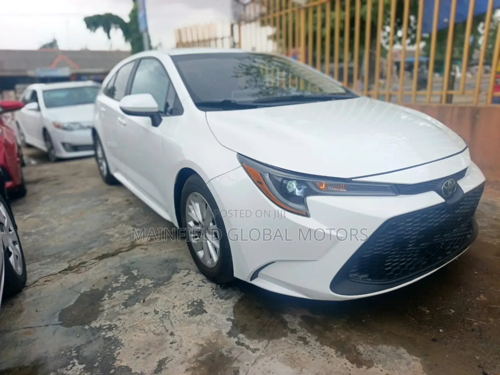 Toyota Corolla LE 2020 White