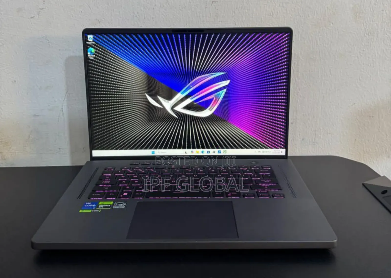 Laptop Asus ROG Zephyrus G16 16GB Intel Core i7 SSD 512GB