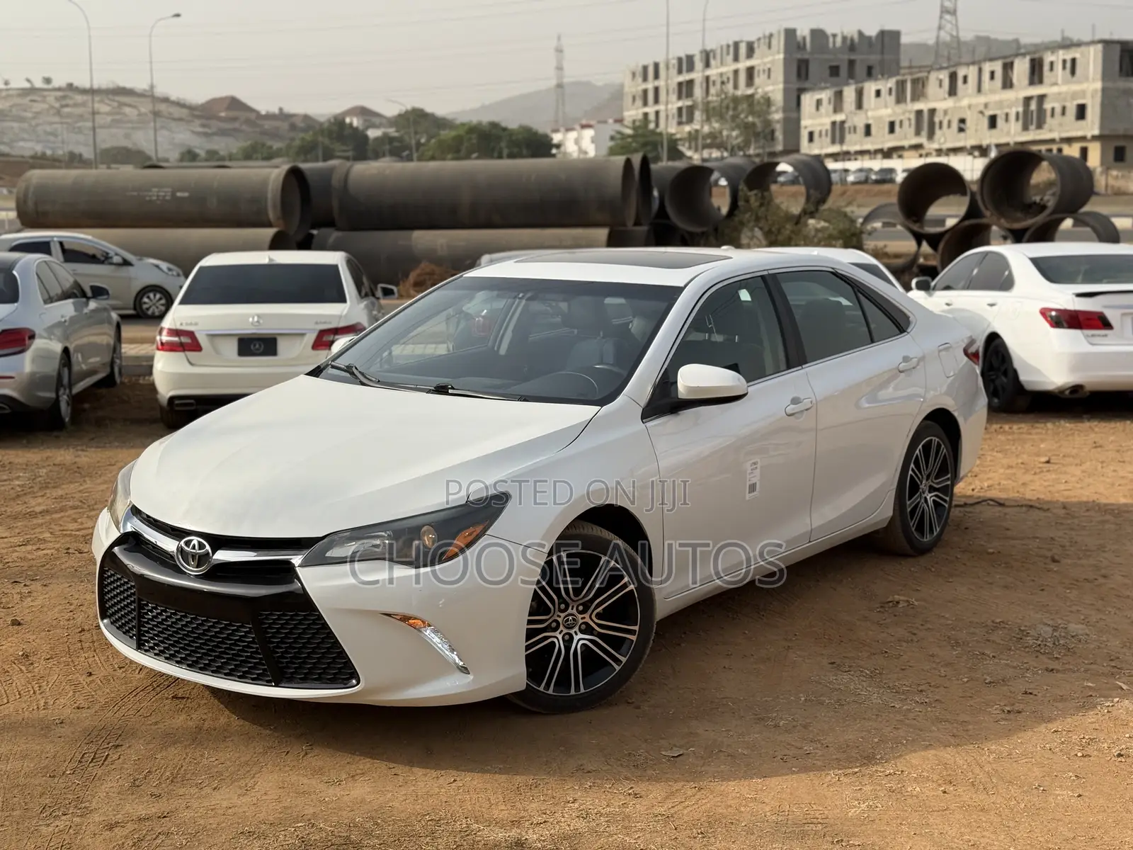 Toyota Camry XSE 4dr Sedan (2.5l 4cyl 6A) 2016 White