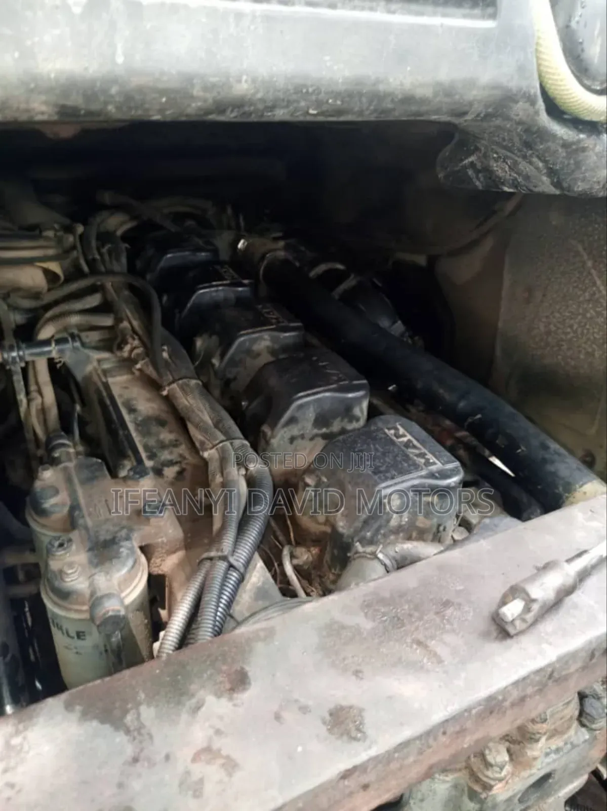 Man Diesel 8 Tyre Cap and Chassis