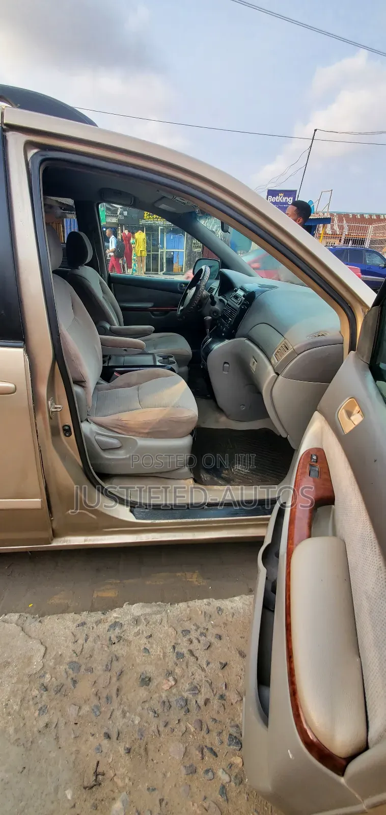 Toyota Sienna CE 2005 Gold