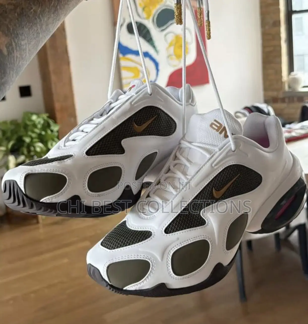 Newly Nike Am Sneakers Available 