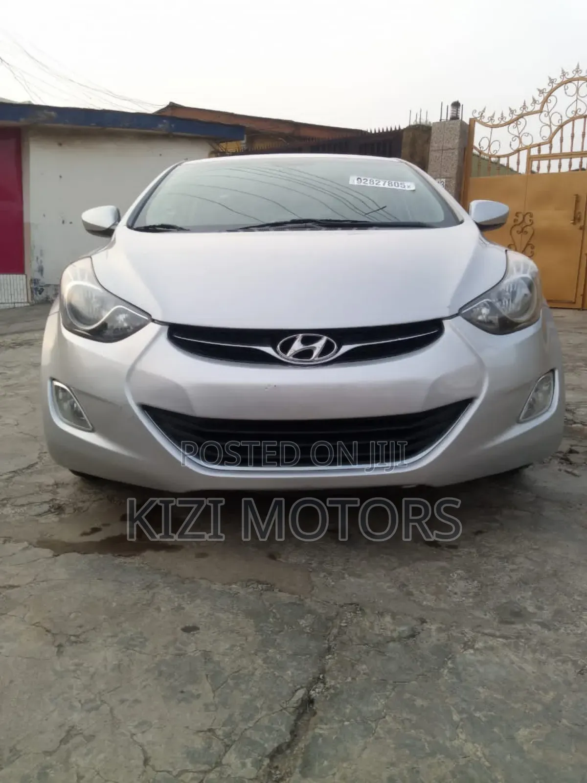Hyundai Elantra GLS Sedan FWD (1.8L 4cyl 6M) 2013 Silver