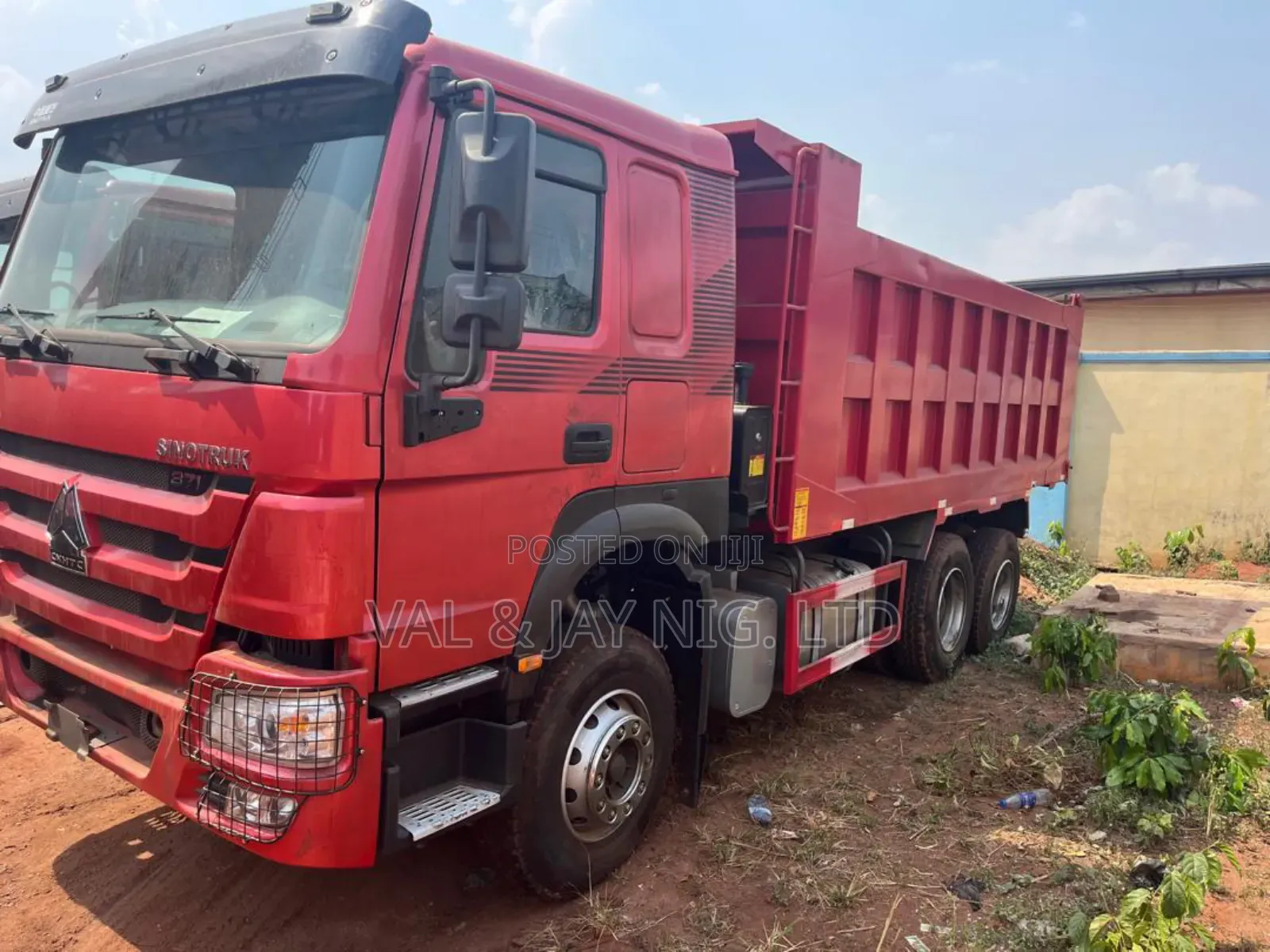 China Howo Tipper Truck - Foreign Use