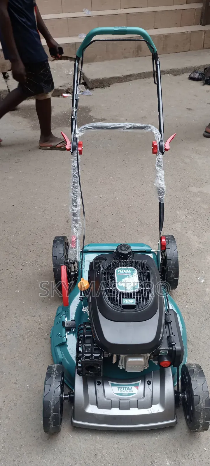 4.8hp Total Gasoline Lawn Mower