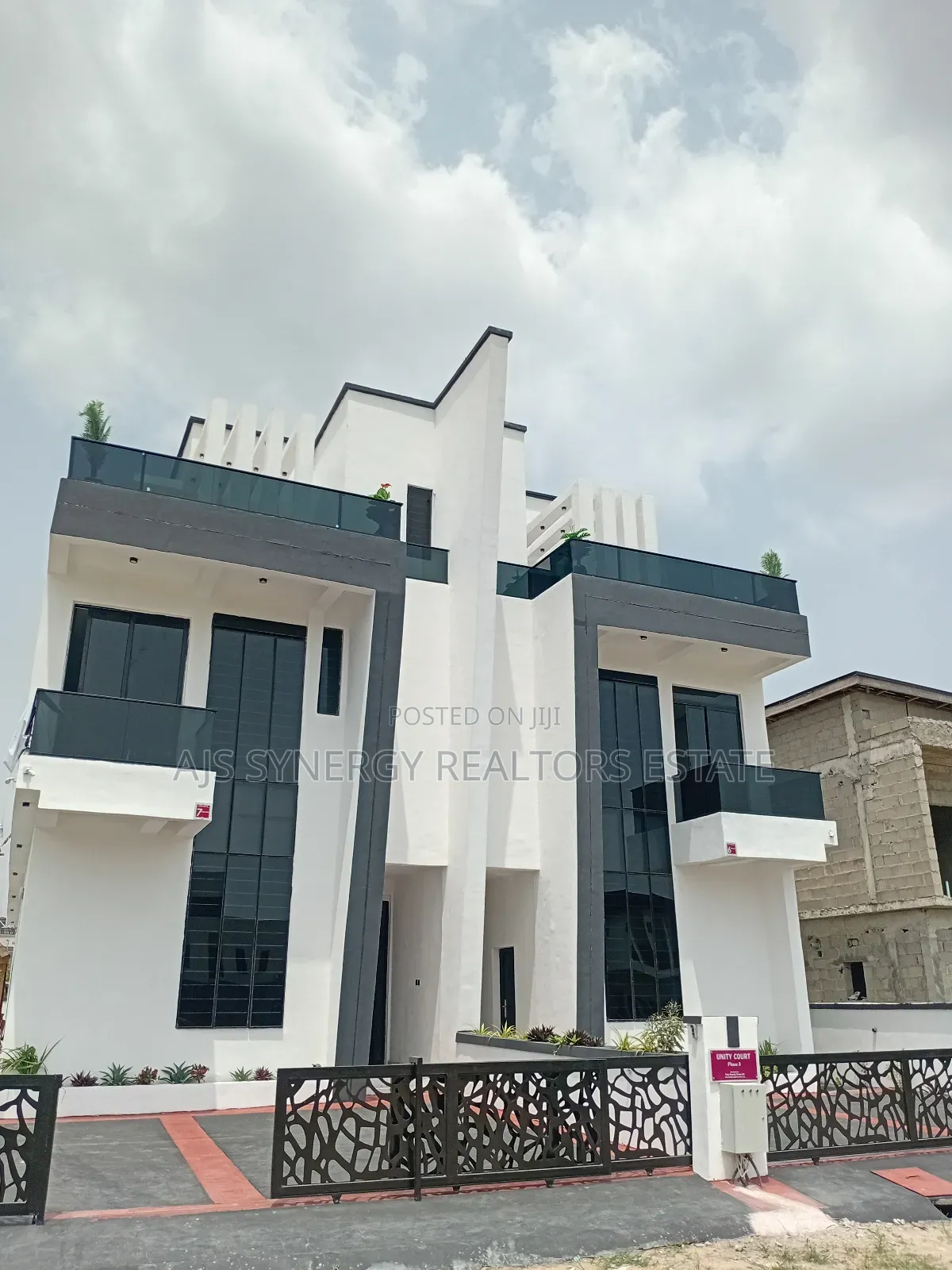 5bdrm Duplex in Abraham Adesanya Estate for sale