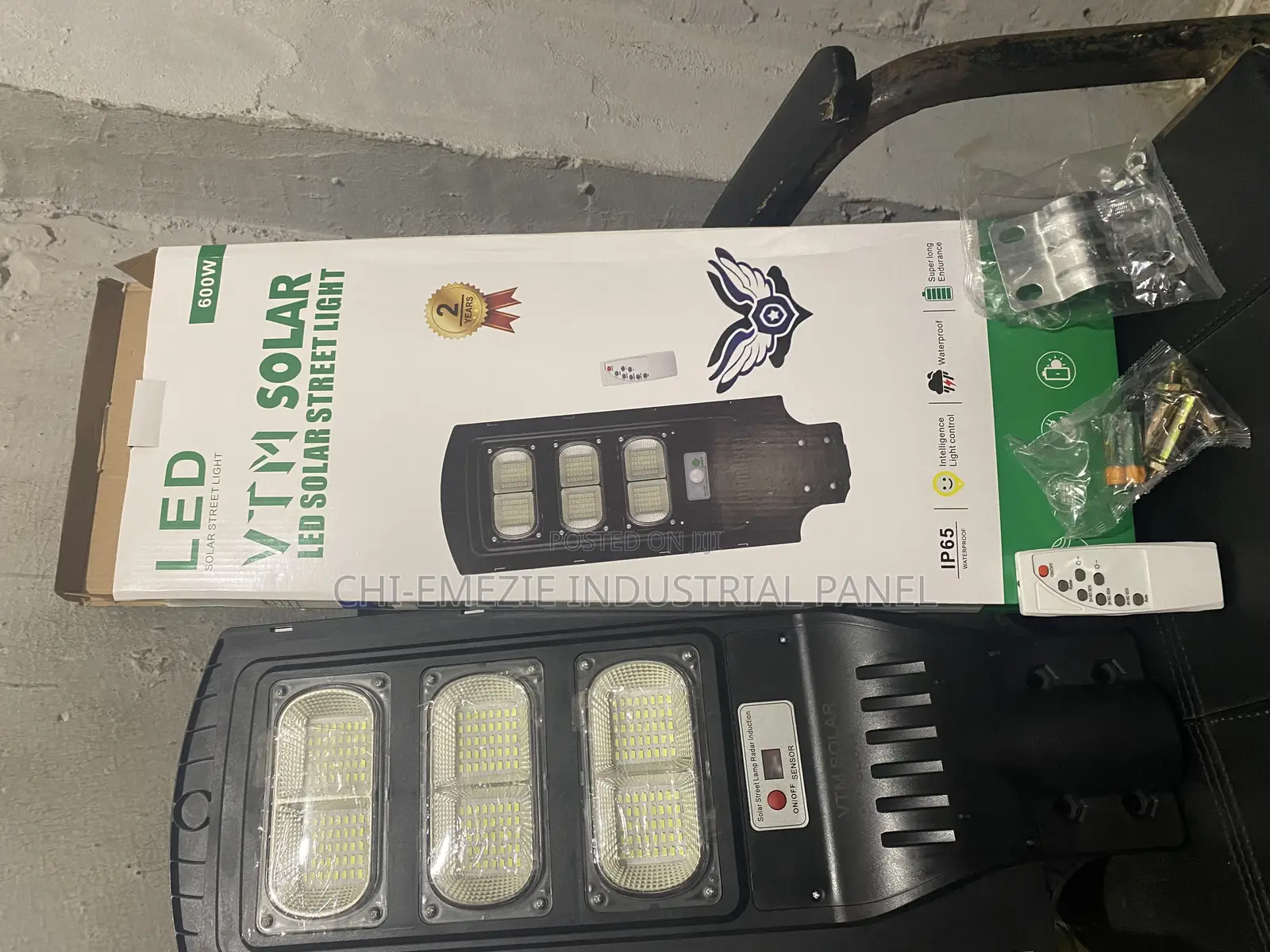 600w Solar Street Light Super Bright Outdor Security Light With Remote