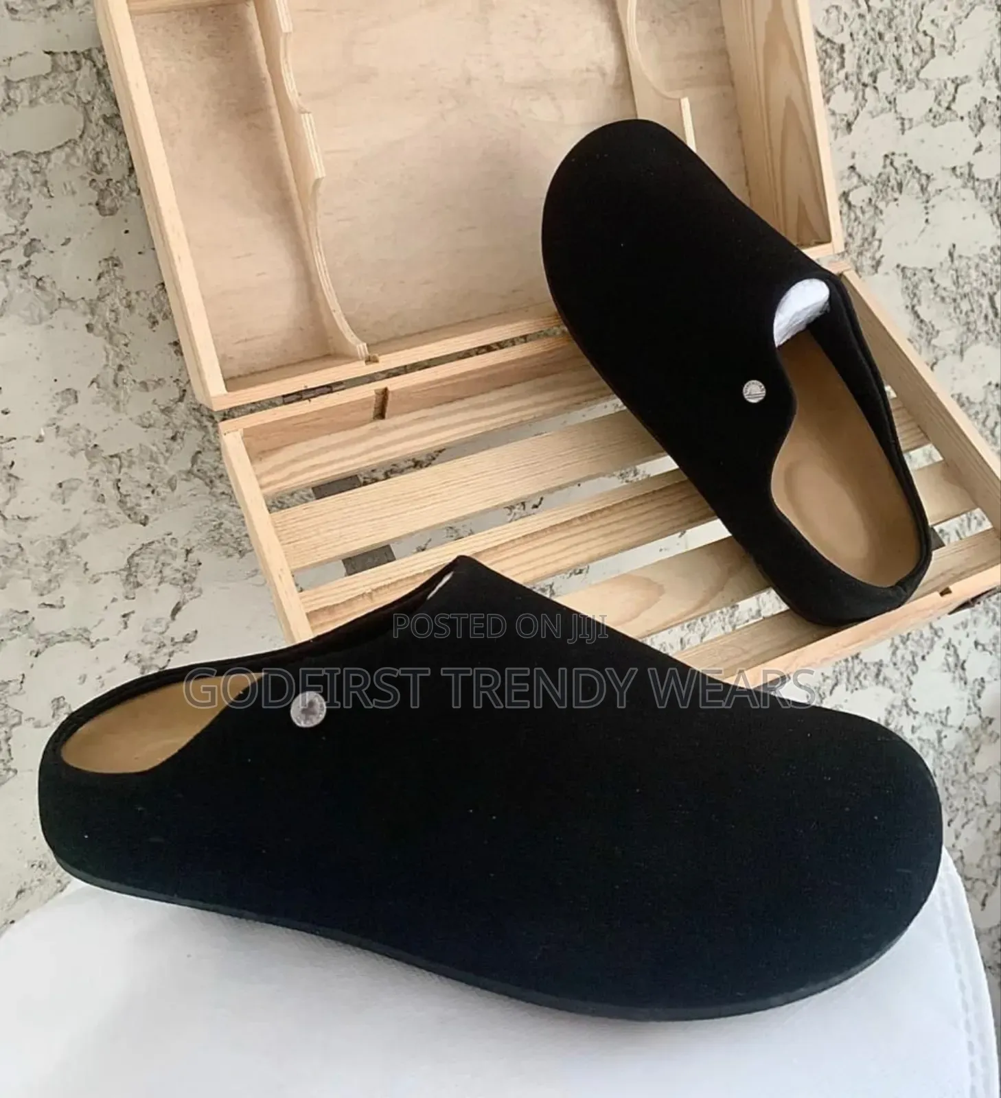 New Classic Slip on Footwear Trending